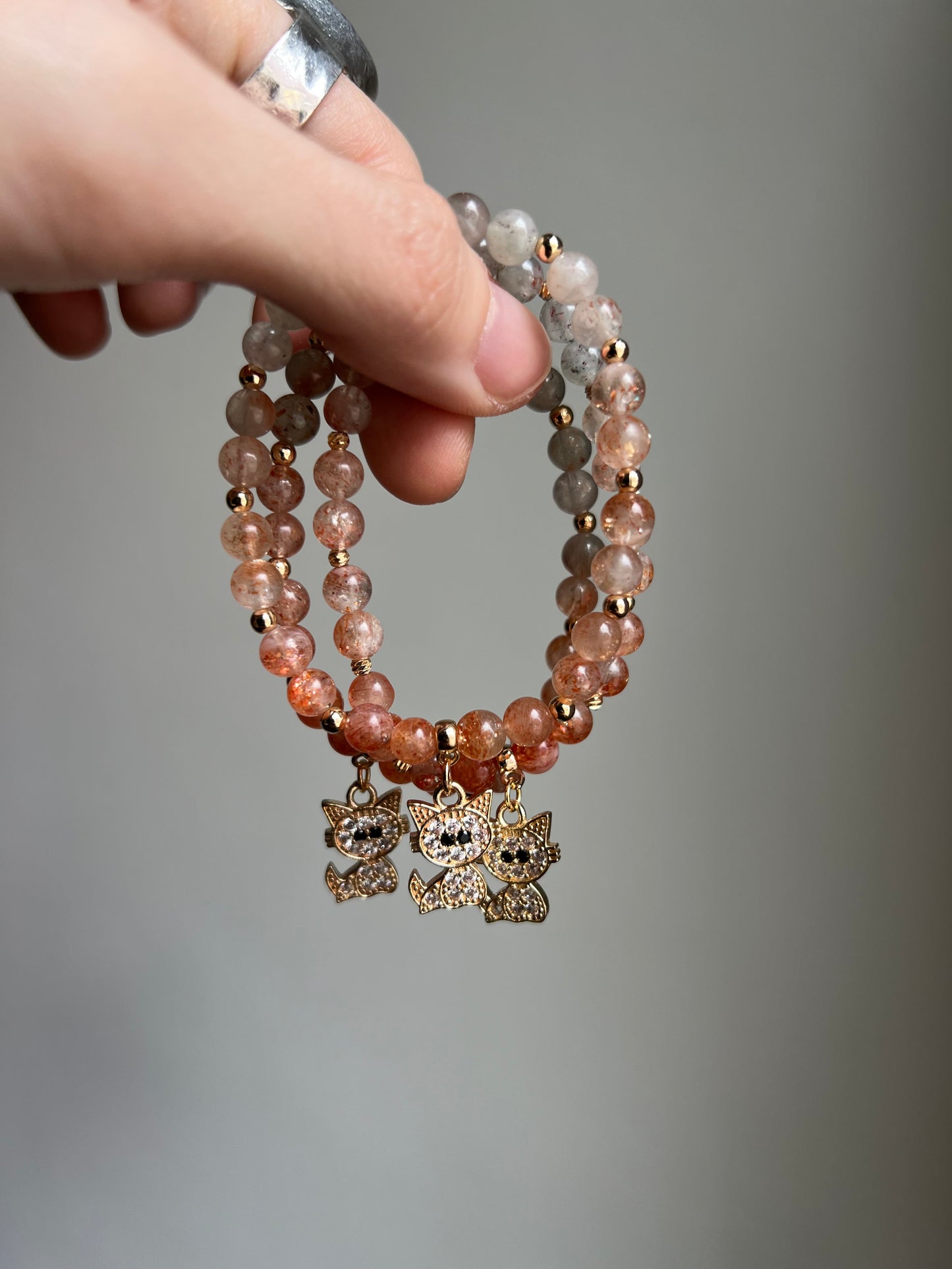“momo’s sun bath” ombré sunstone bracelet