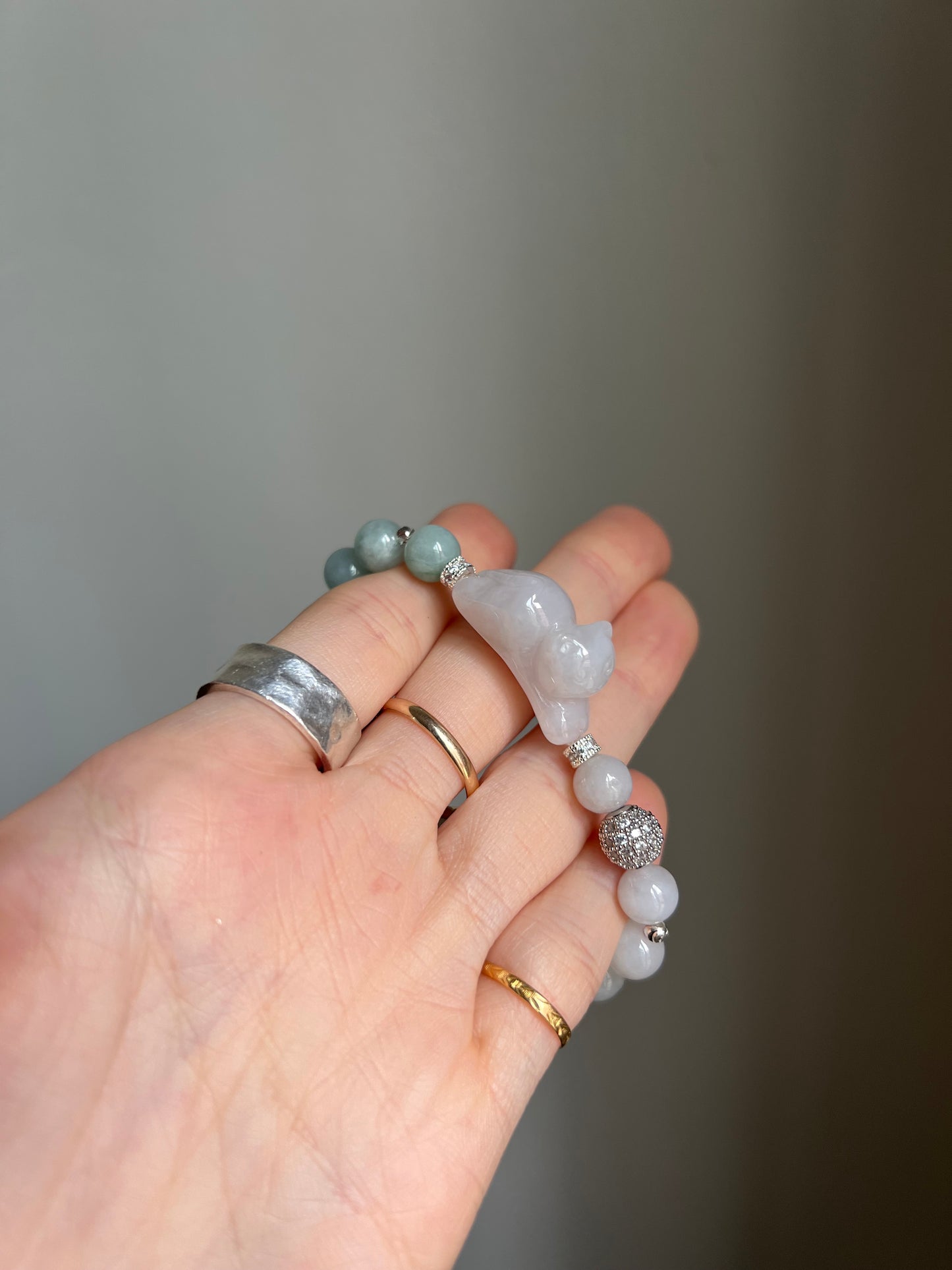 "playtime" white jadeite cat bracelet #08