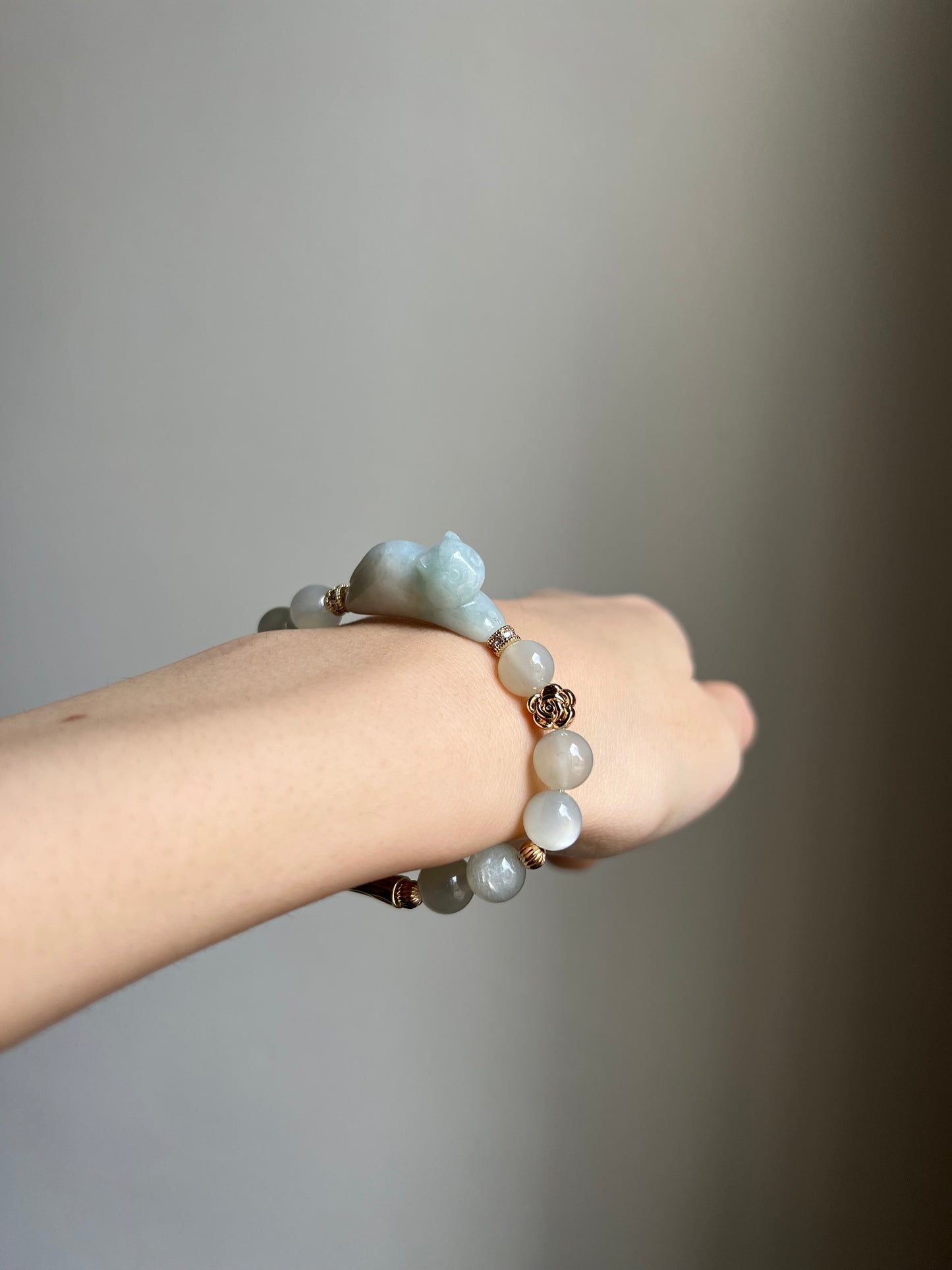 "playtime" white and green jadeite cat bracelet #03