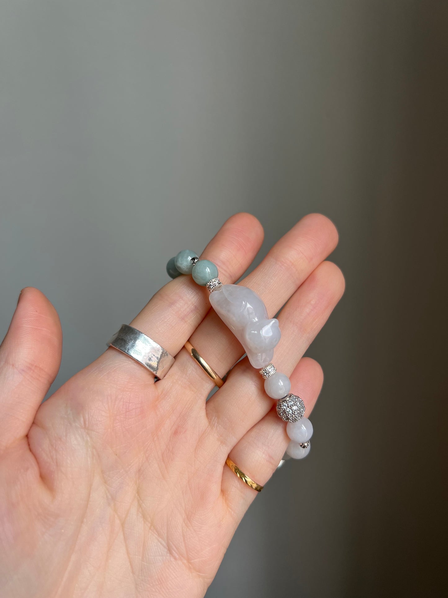 "playtime" white jadeite cat bracelet #08