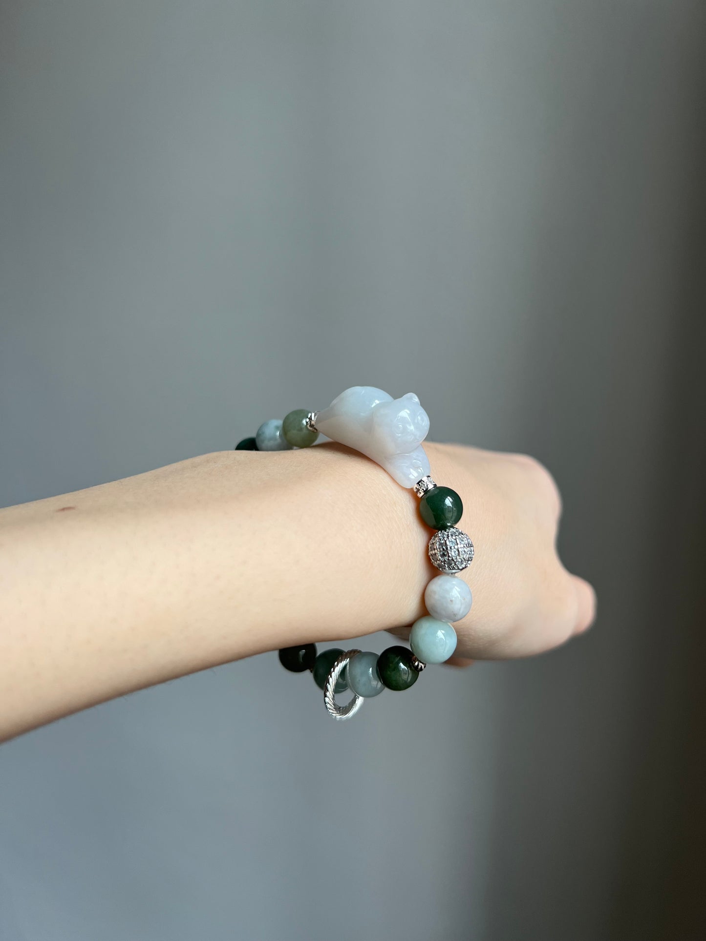 "playtime" white jadeite cat bracelet #09
