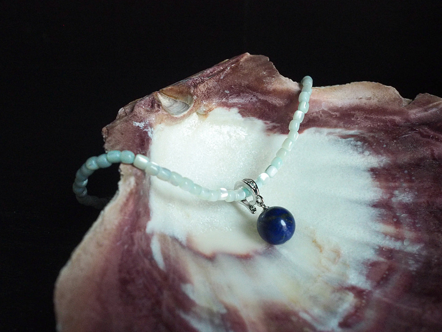 ELYSIAN shell pearl necklace