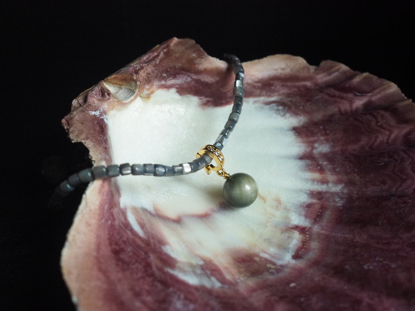 ELYSIAN shell pearl necklace
