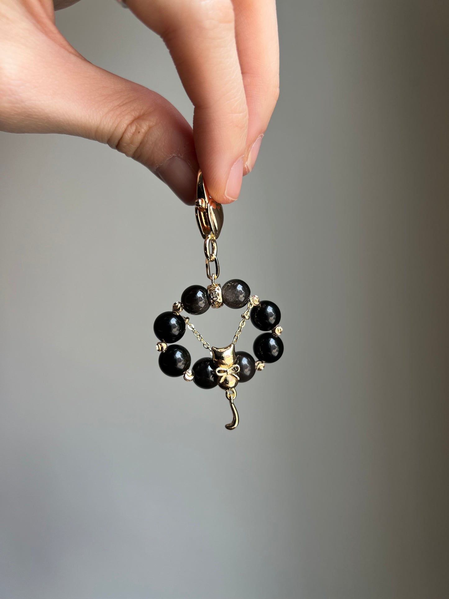 “on cloud 8” cat bag charm (assorted)