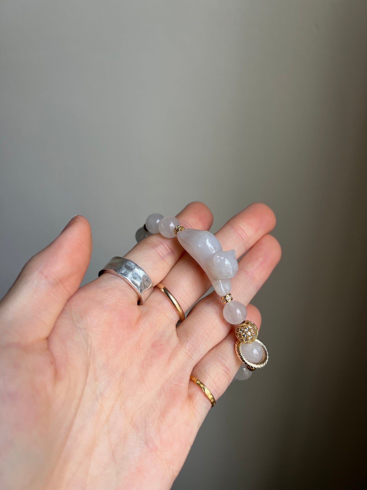 "playtime" white jadeite cat bracelet #06
