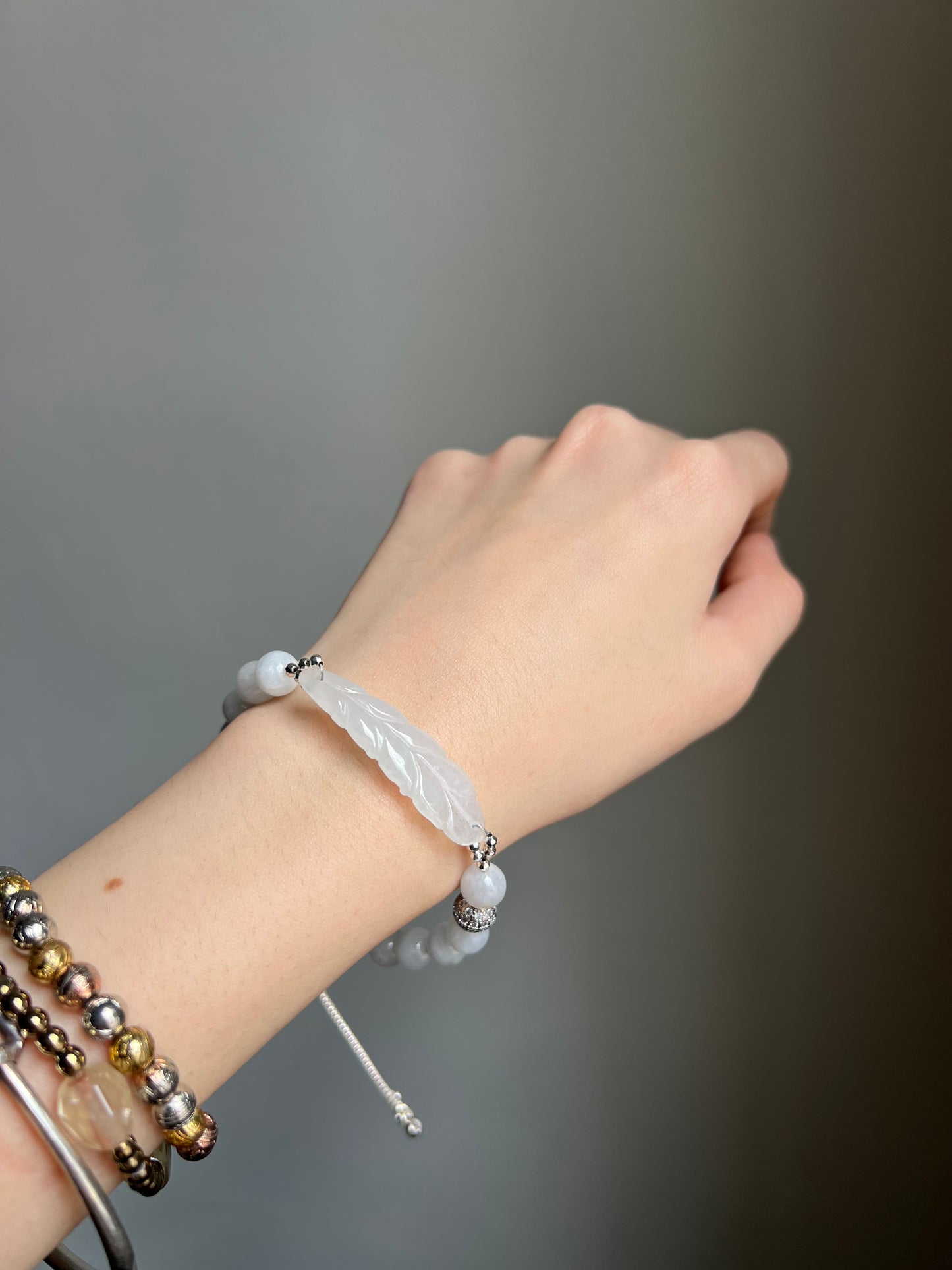 "winter breeze" white jadeite feather bracelet