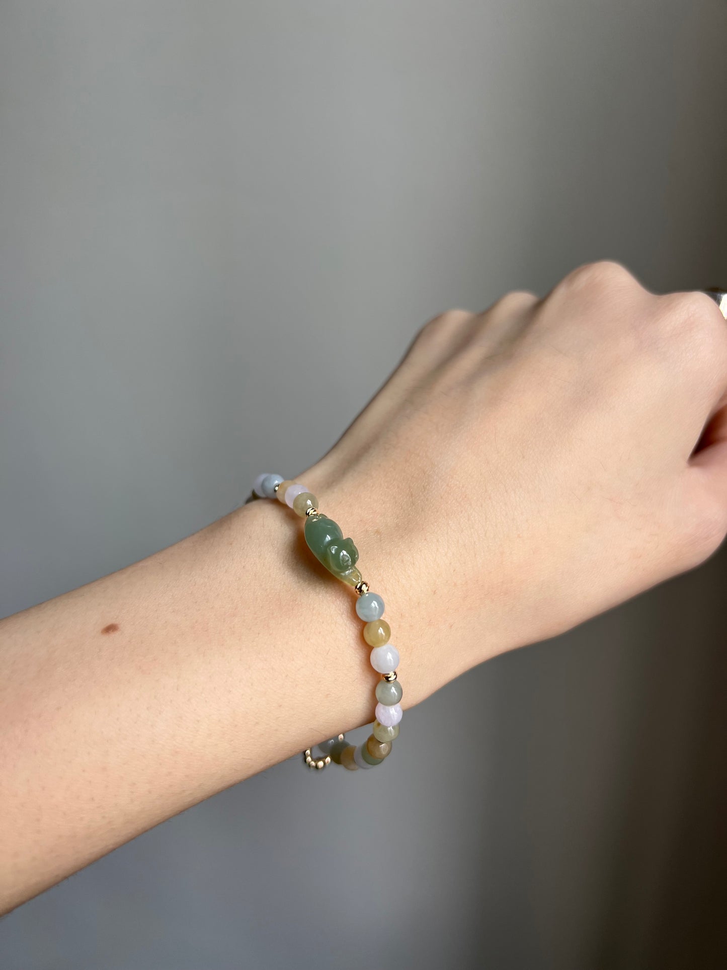 *mini* "playtime" jadeite cat bracelet #19