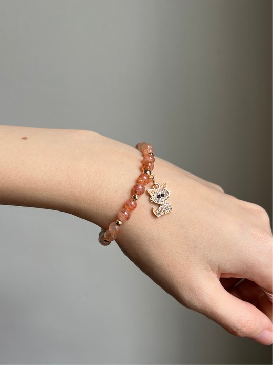 “momo’s sun bath” ombré sunstone bracelet