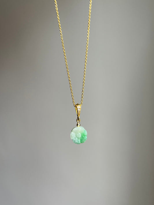 "on my mind" jadeite flower necklace