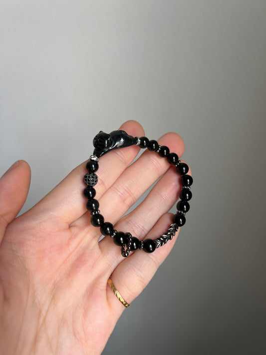 "playtime" black jadeite cat bracelet #01