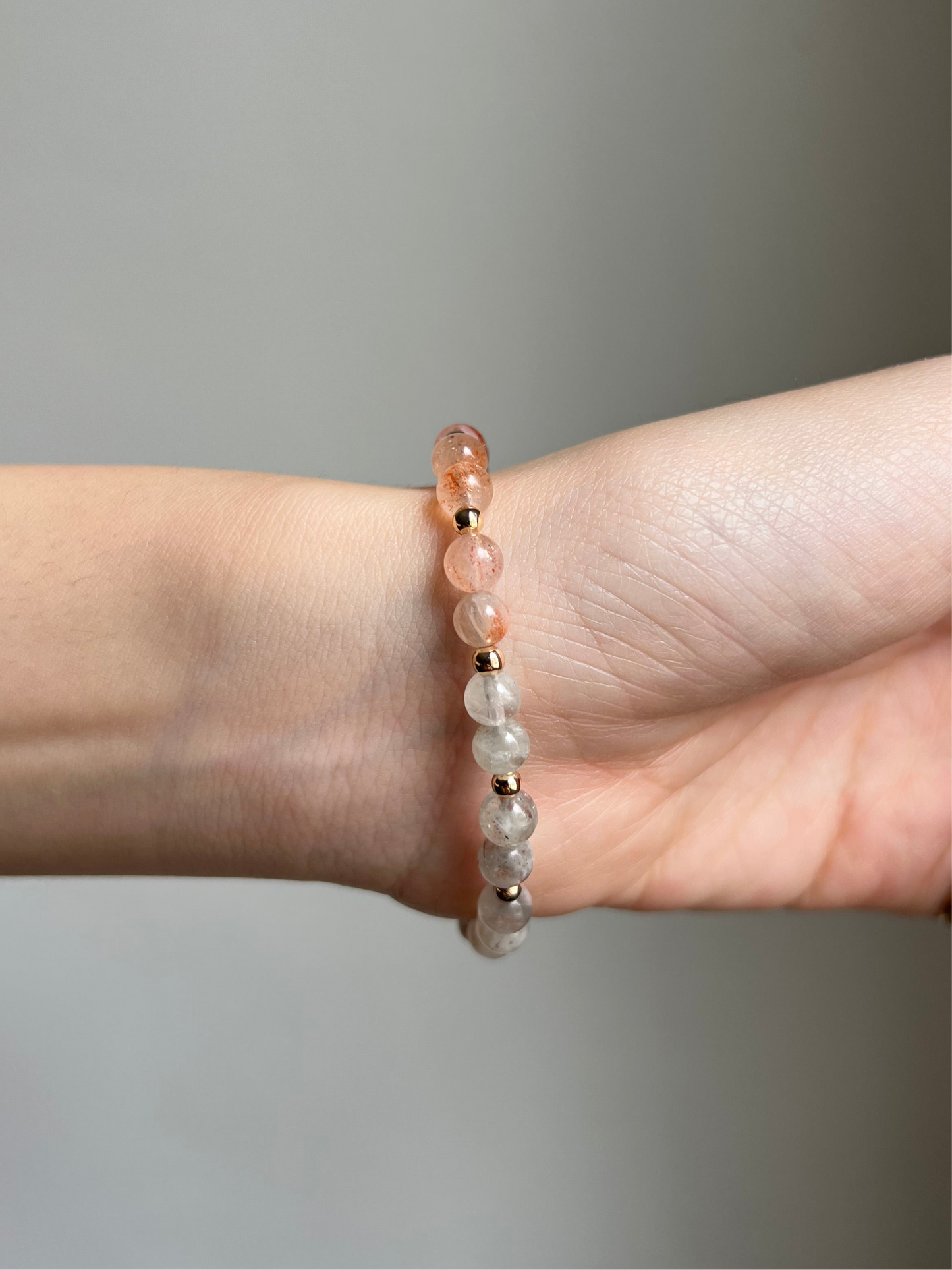“momo’s sun bath” ombré sunstone bracelet