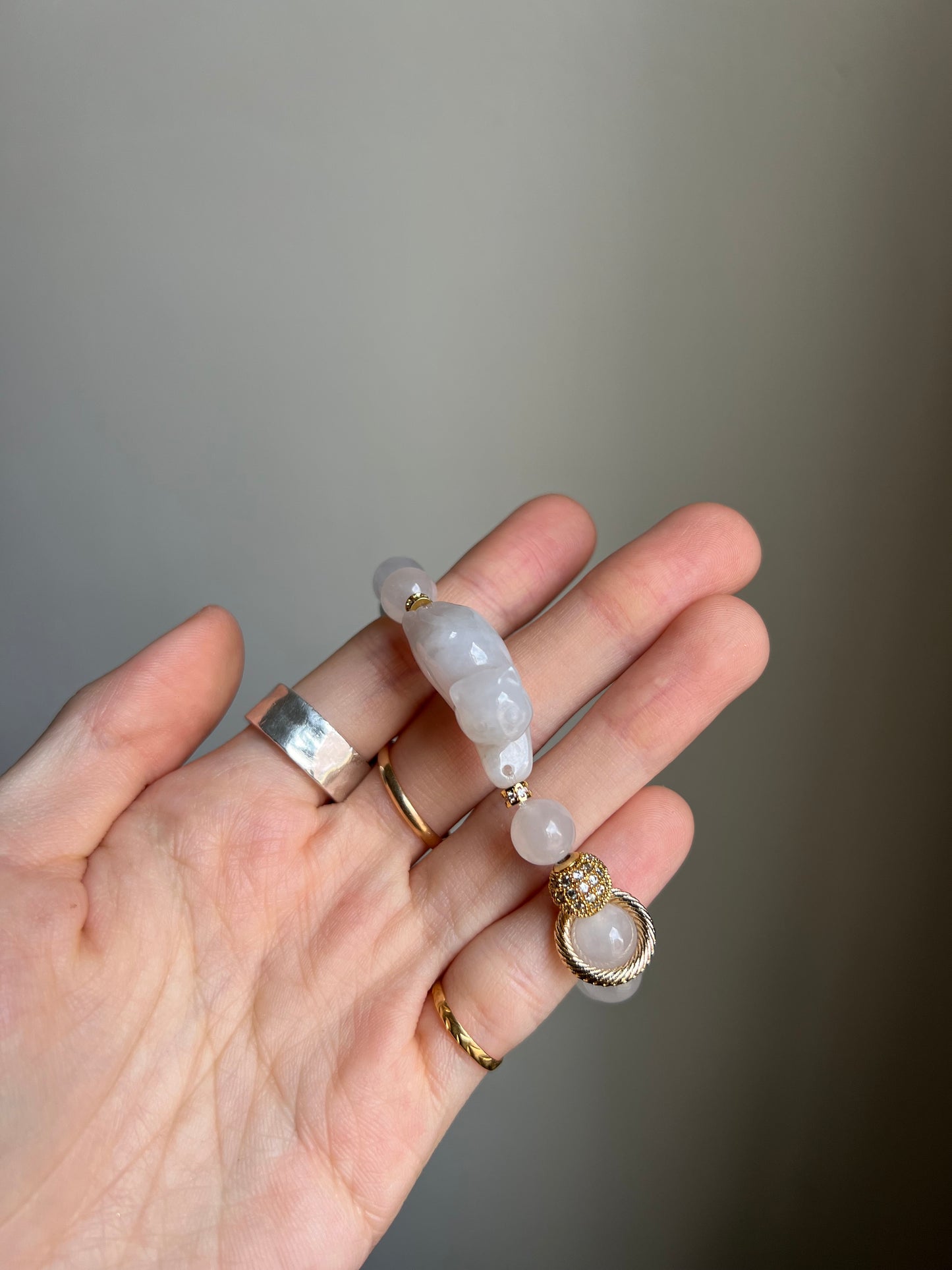 "playtime" white jadeite cat bracelet #06