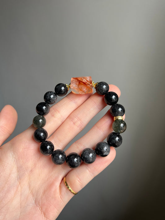 "cardinal's message" fire quartz x black & green rutilated quartz bracelet