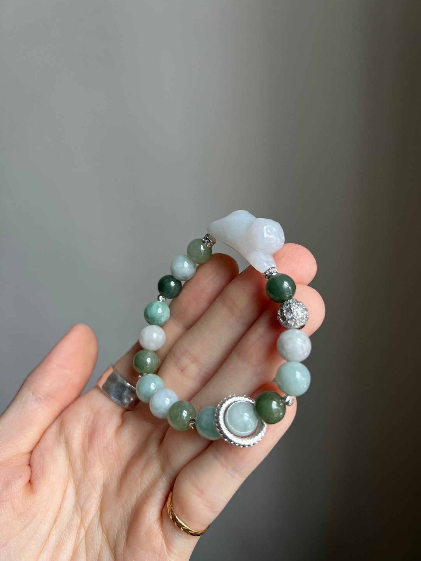 "playtime" white jadeite cat bracelet #09