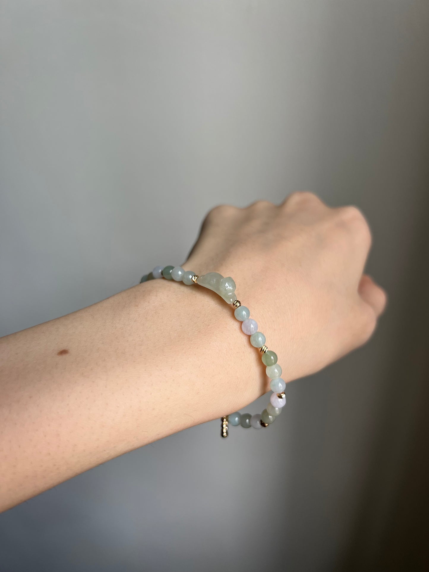 *mini* "playtime" jadeite cat bracelet #18