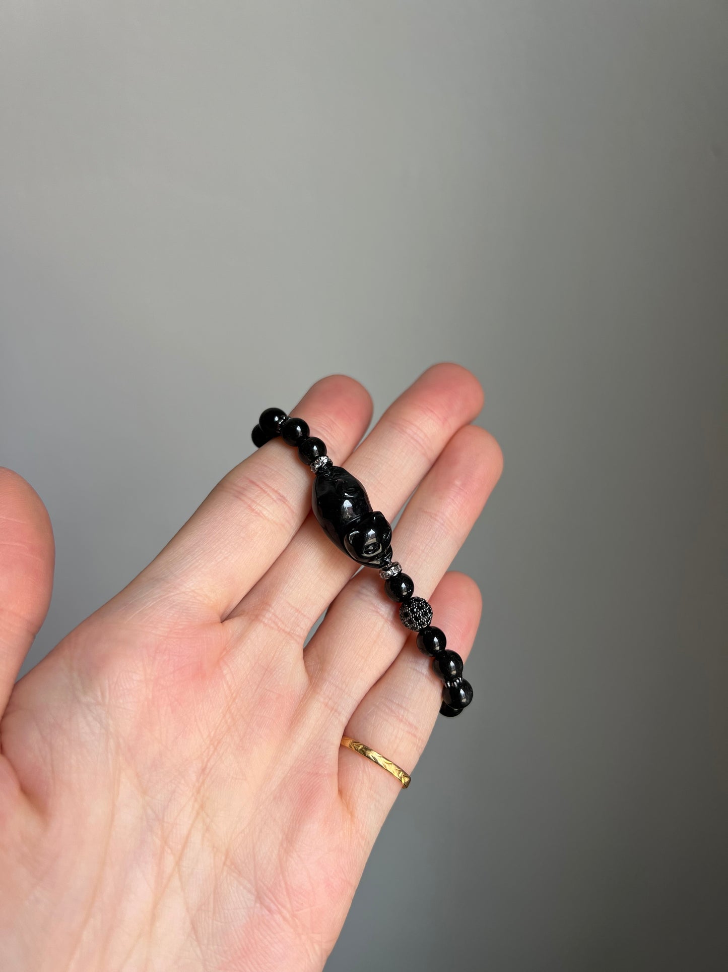 "playtime" black jadeite cat bracelet #01
