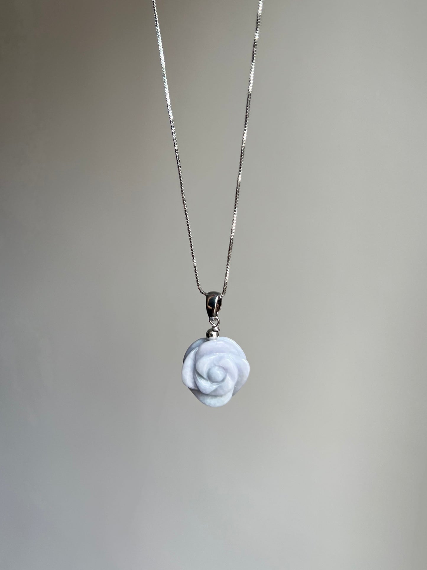 "diana" pale lavender jadeite rose necklace