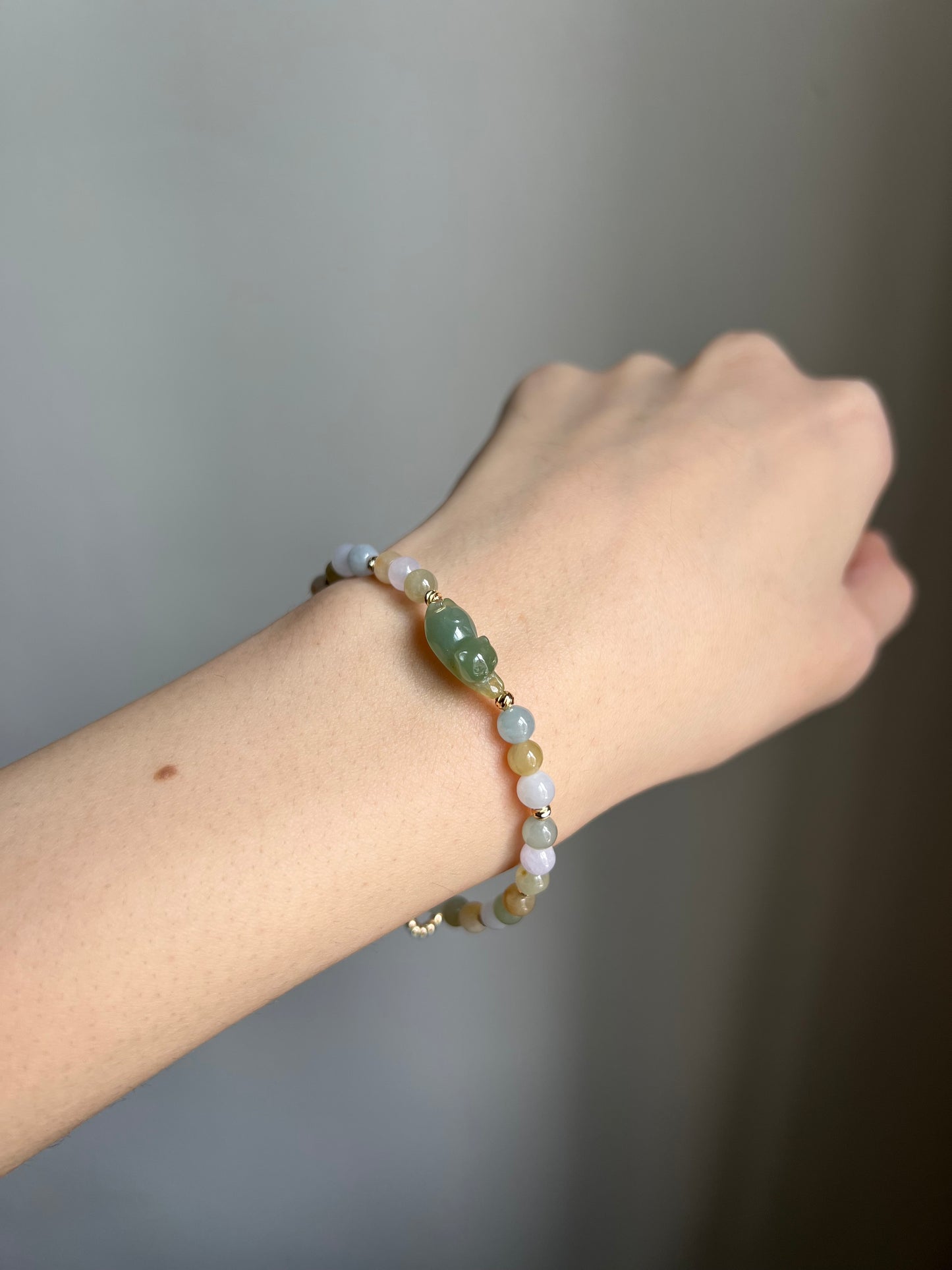*mini* "playtime" jadeite cat bracelet #19