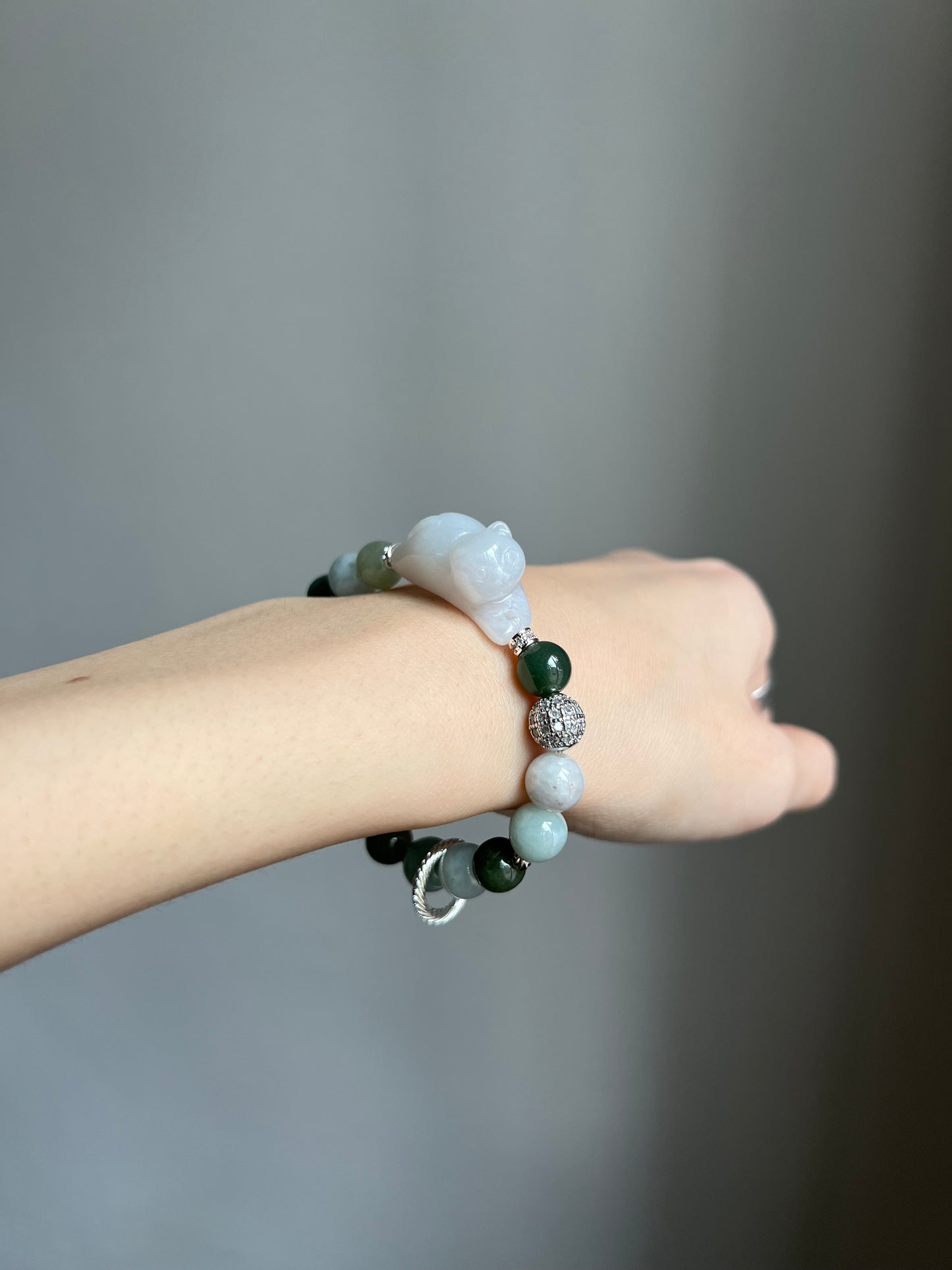 "playtime" white jadeite cat bracelet #09
