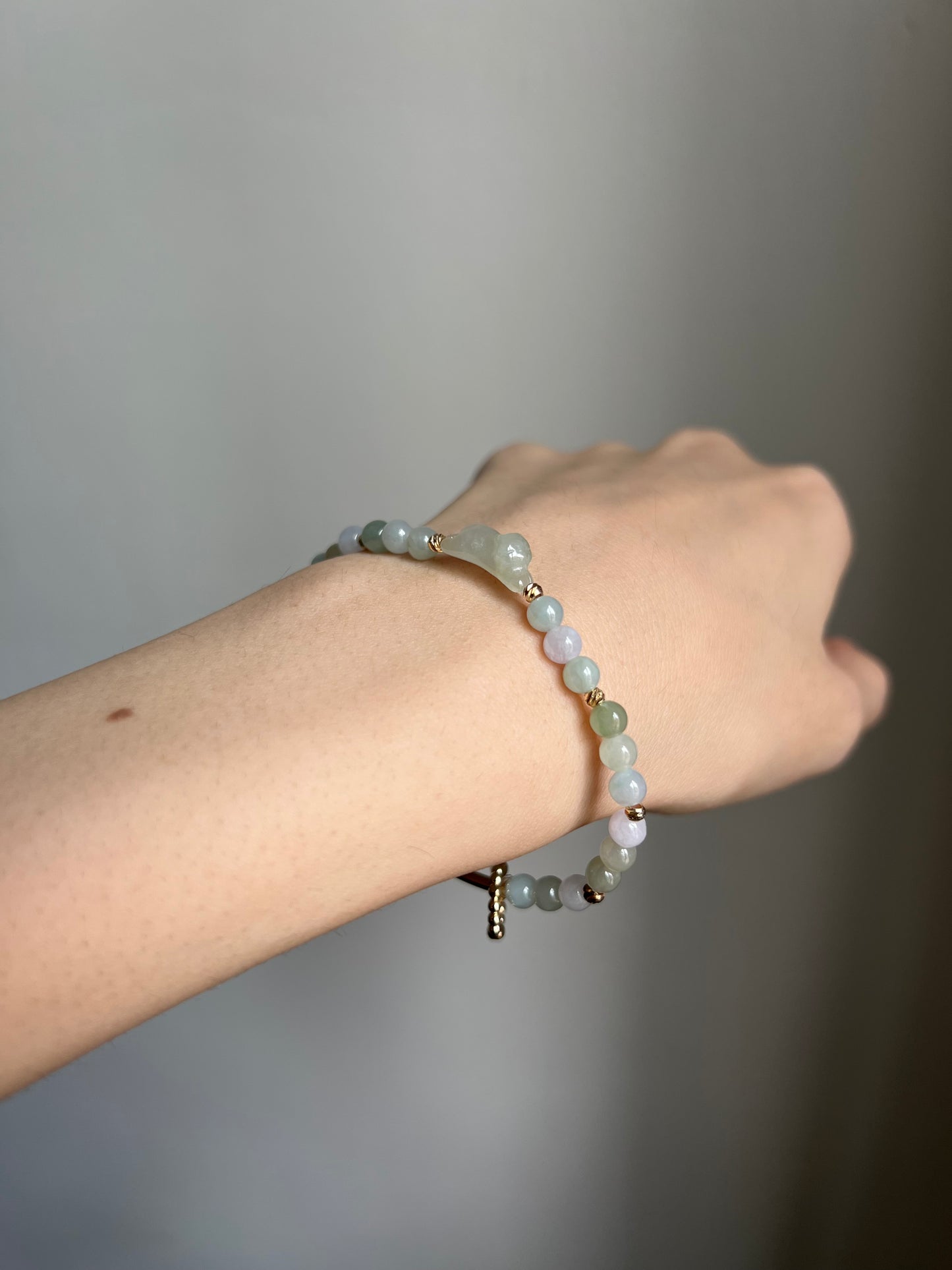 *mini* "playtime" jadeite cat bracelet #18