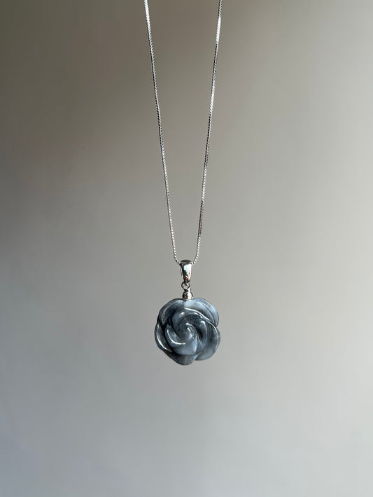 "victoria" wuji jadeite rose necklace