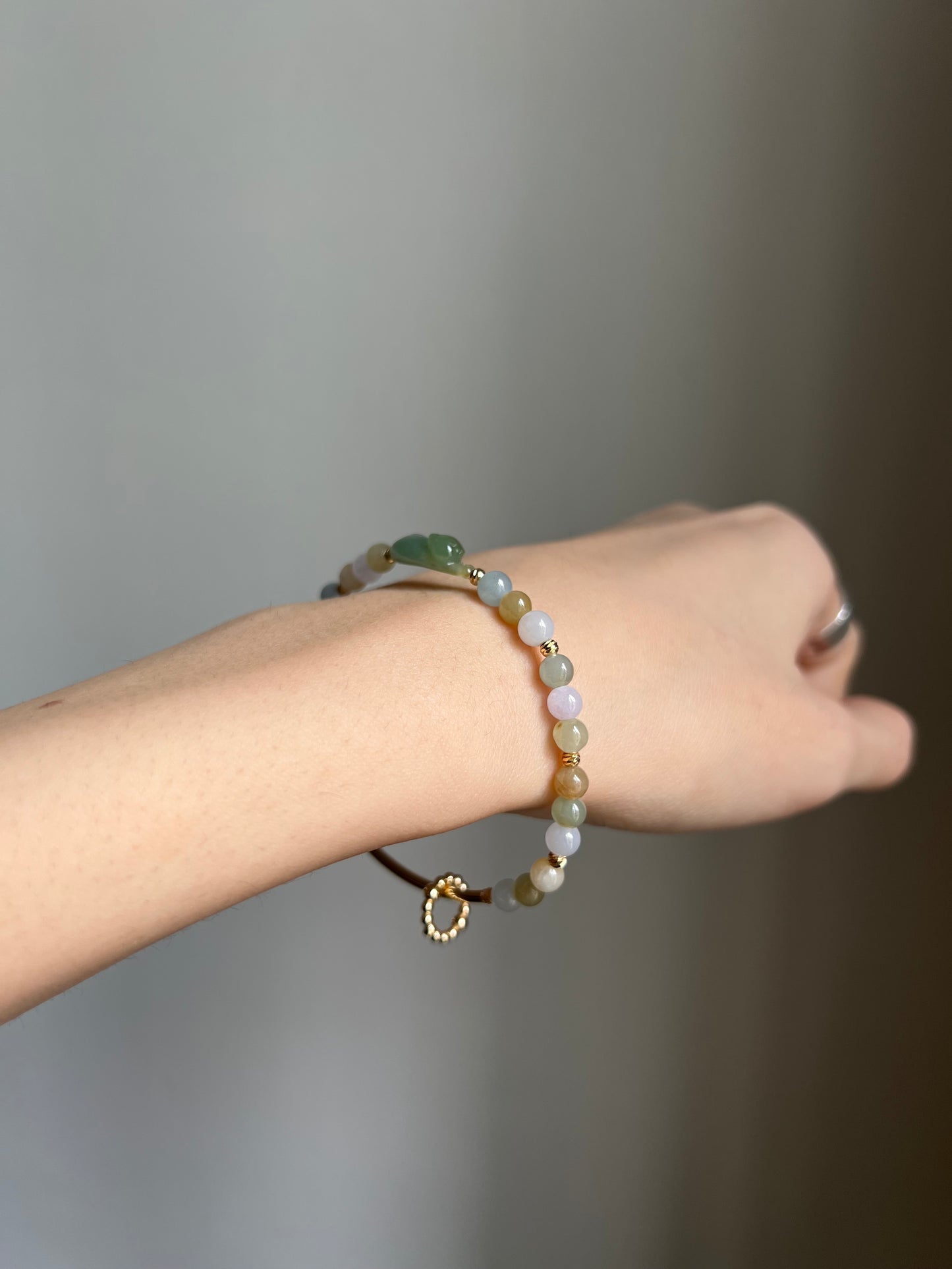 *mini* "playtime" jadeite cat bracelet #19
