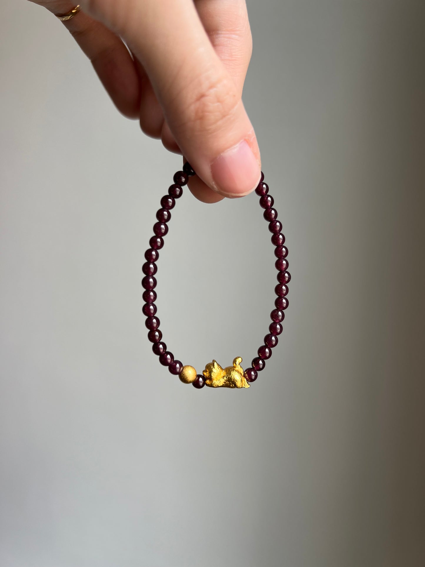 “momo’s golden chase” bracelet