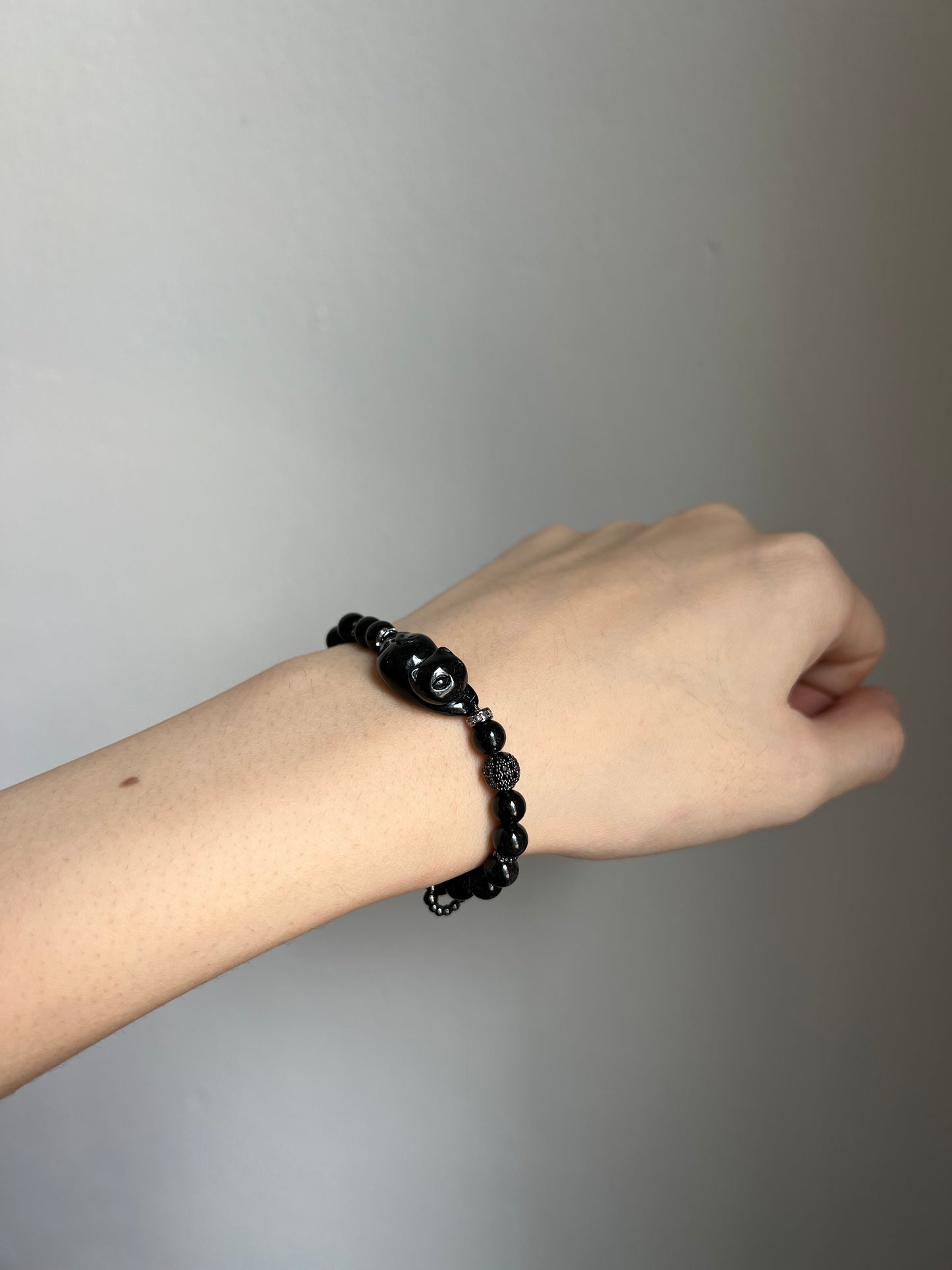 "playtime" black jadeite cat bracelet #01