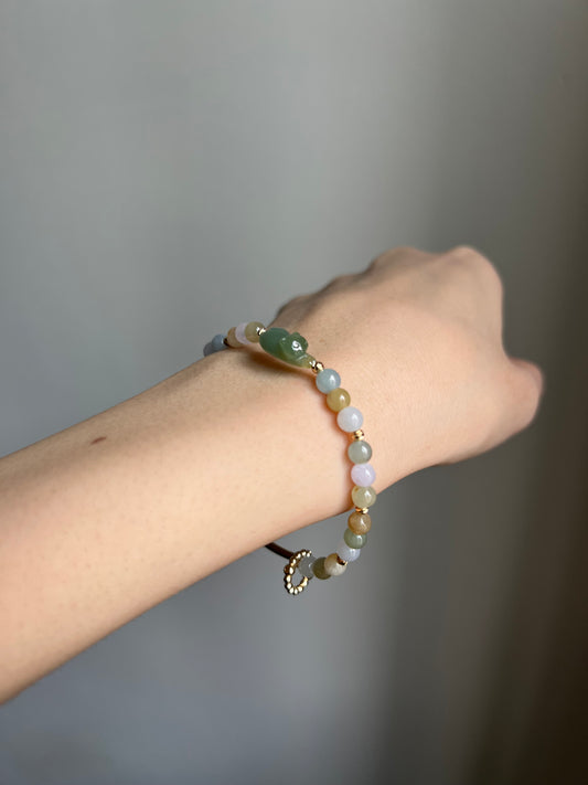 *mini* "playtime" jadeite cat bracelet #19