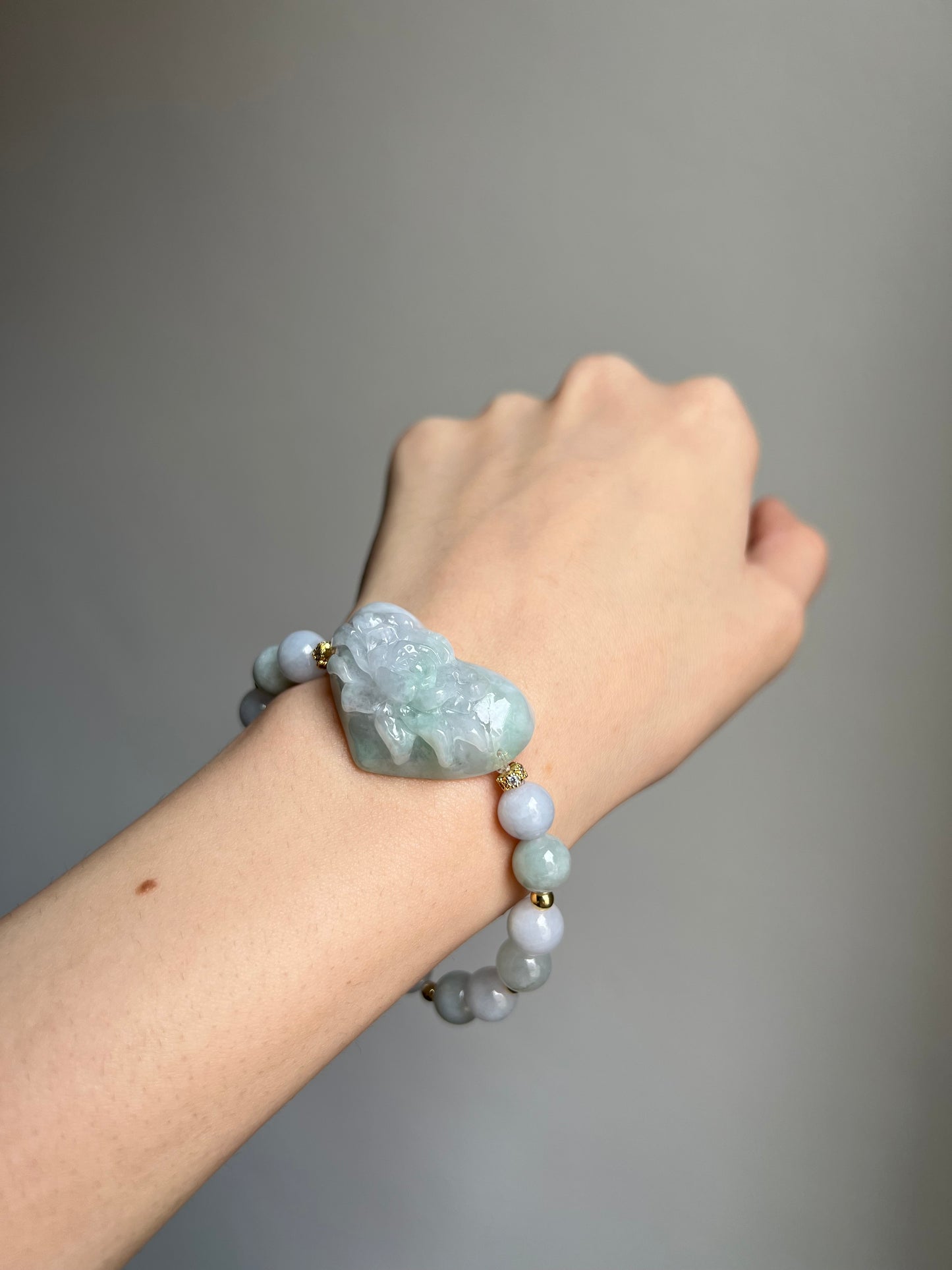 "garden of love" pale green jadeite flower & heart bracelet