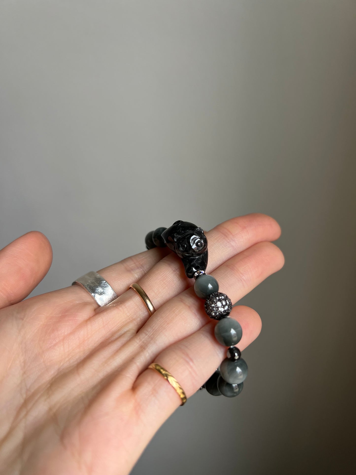 "playtime" black jadeite cat bracelet #05