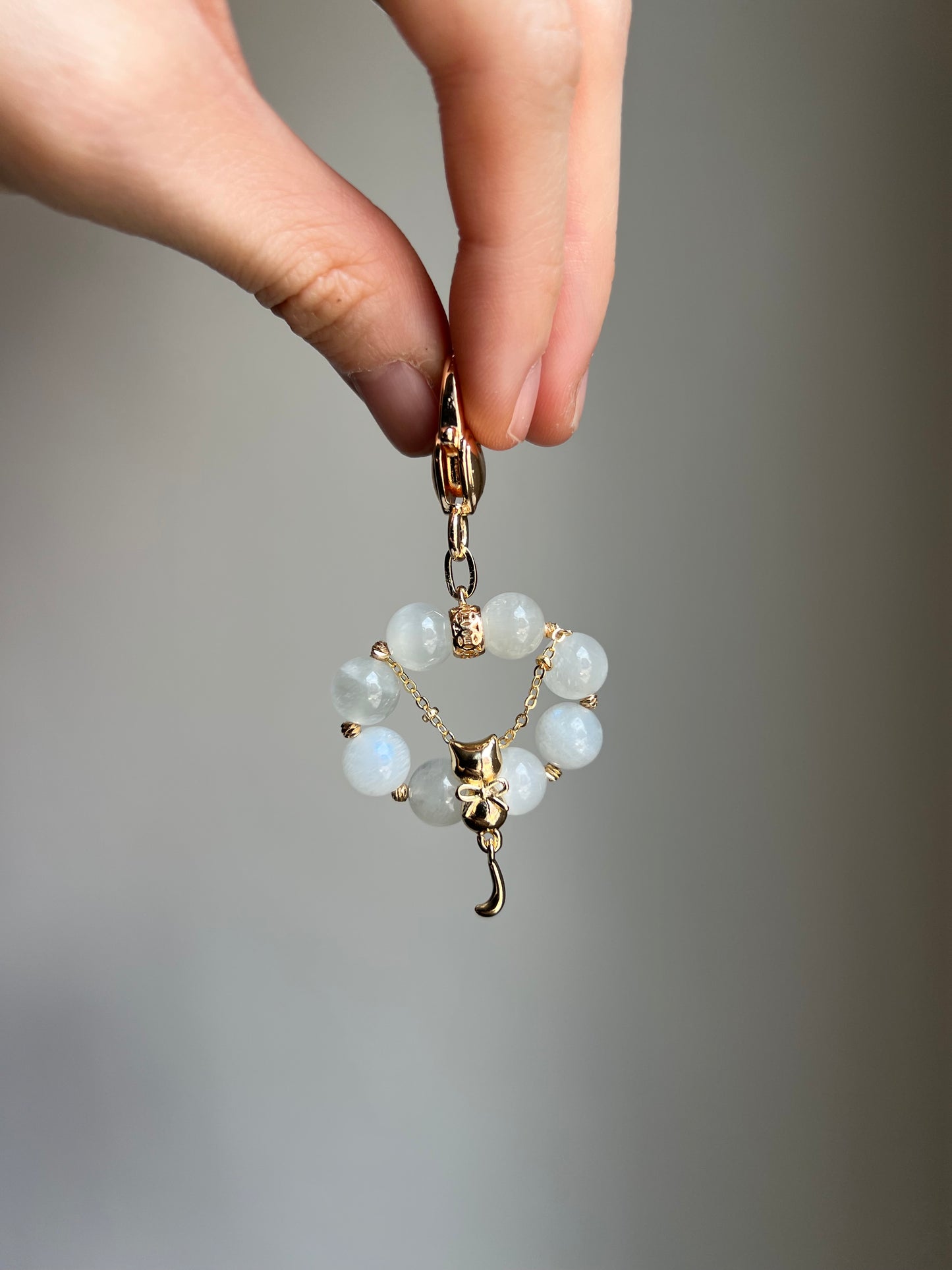 “on cloud 8” cat bag charm (assorted)
