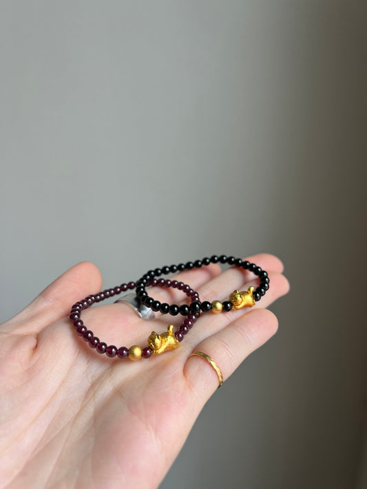 “momo’s golden chase” bracelet