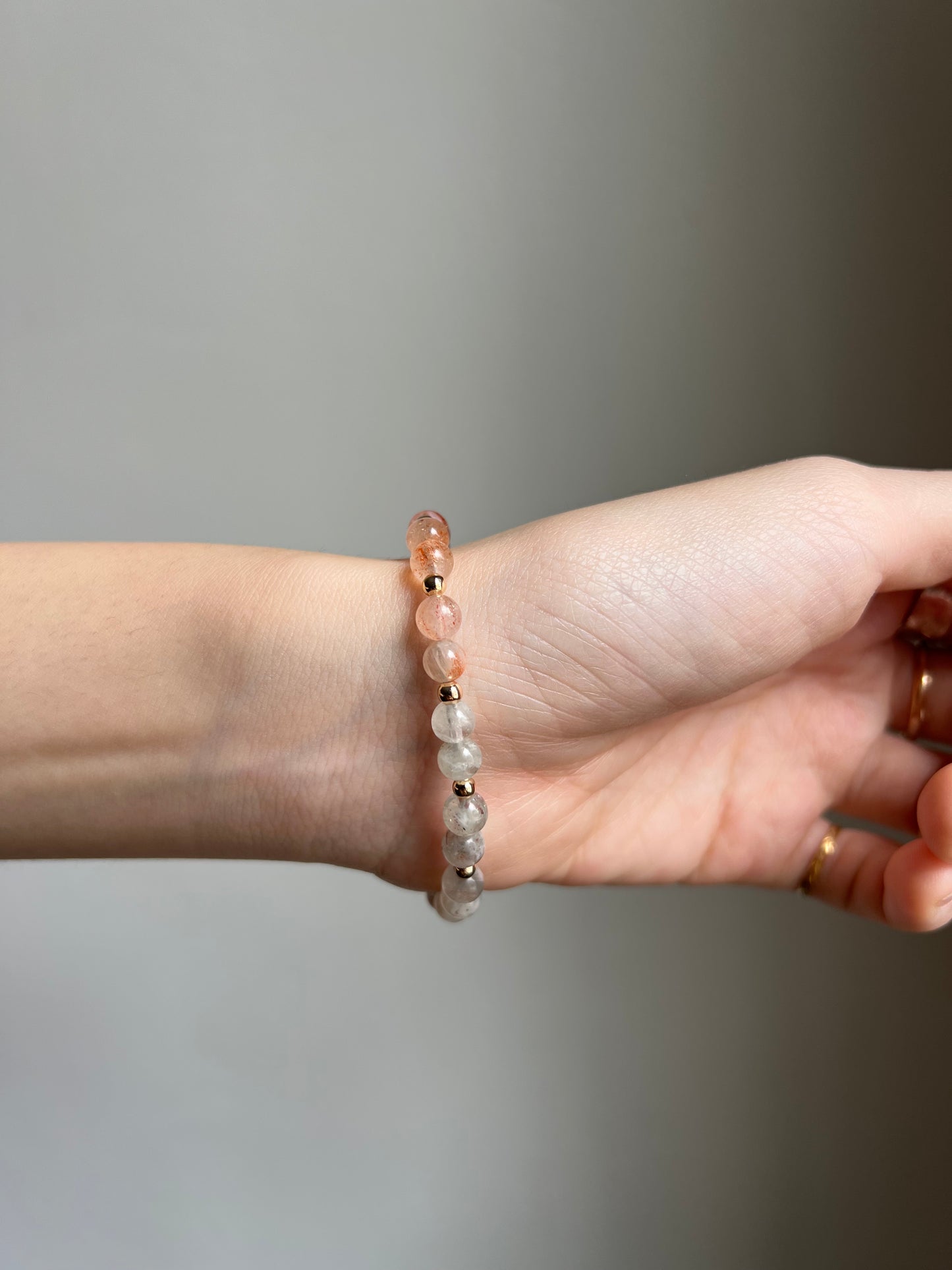 “momo’s sun bath” ombré sunstone bracelet