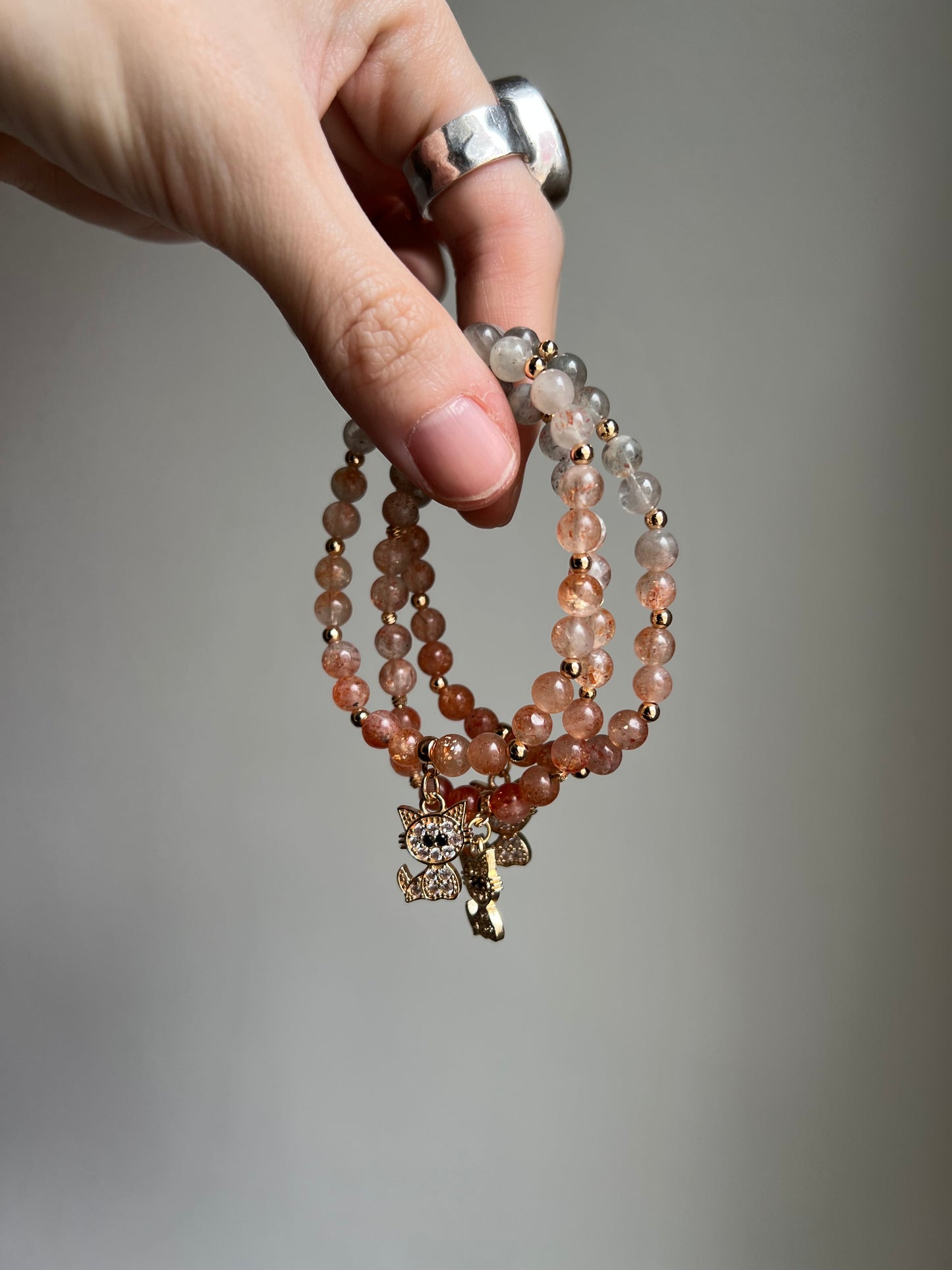 “momo’s sun bath” ombré sunstone bracelet