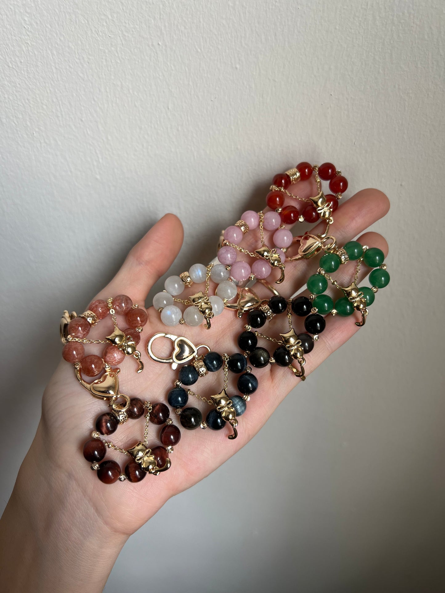 “on cloud 8” cat bag charm (assorted)