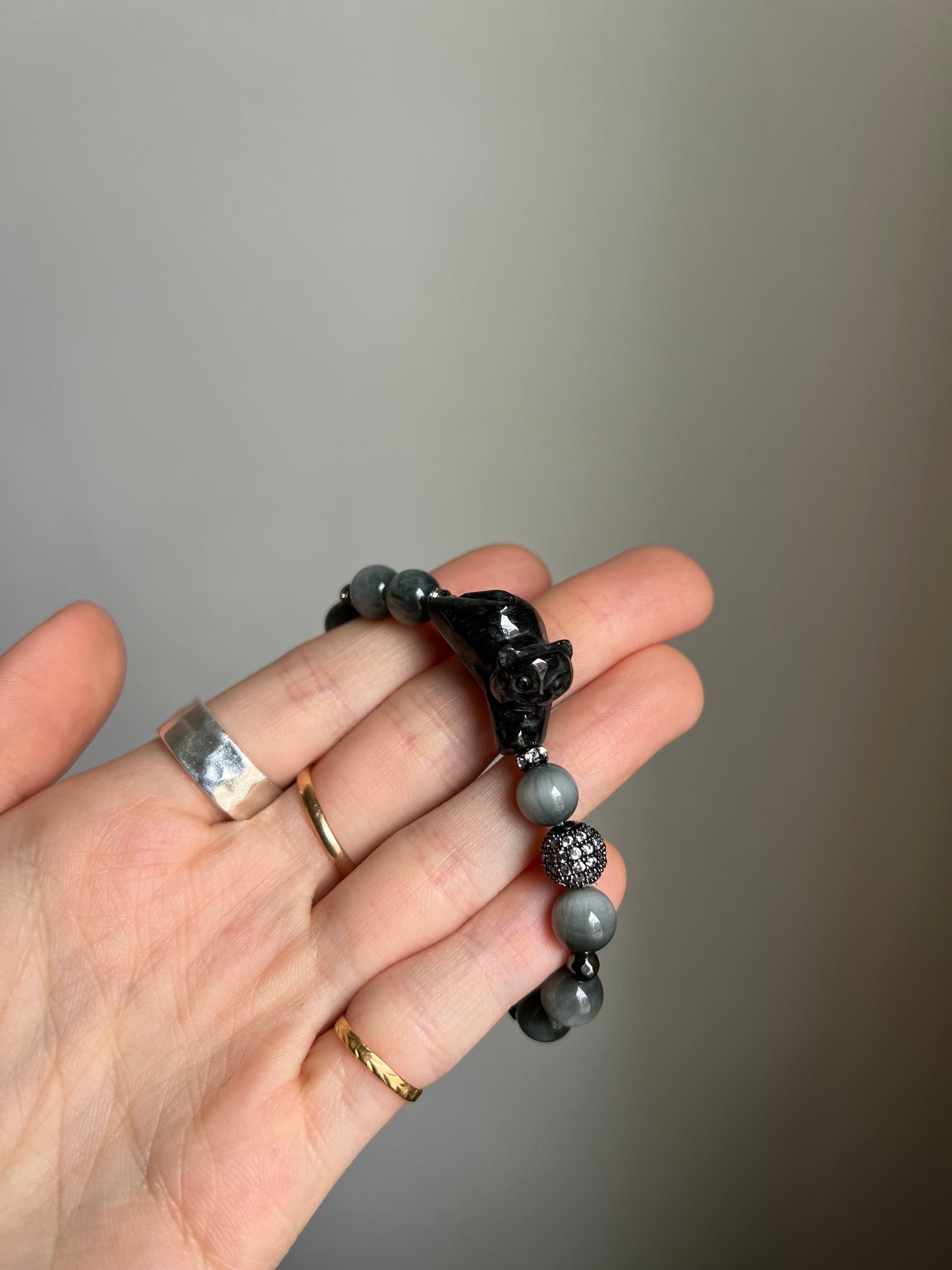 "playtime" black jadeite cat bracelet #05