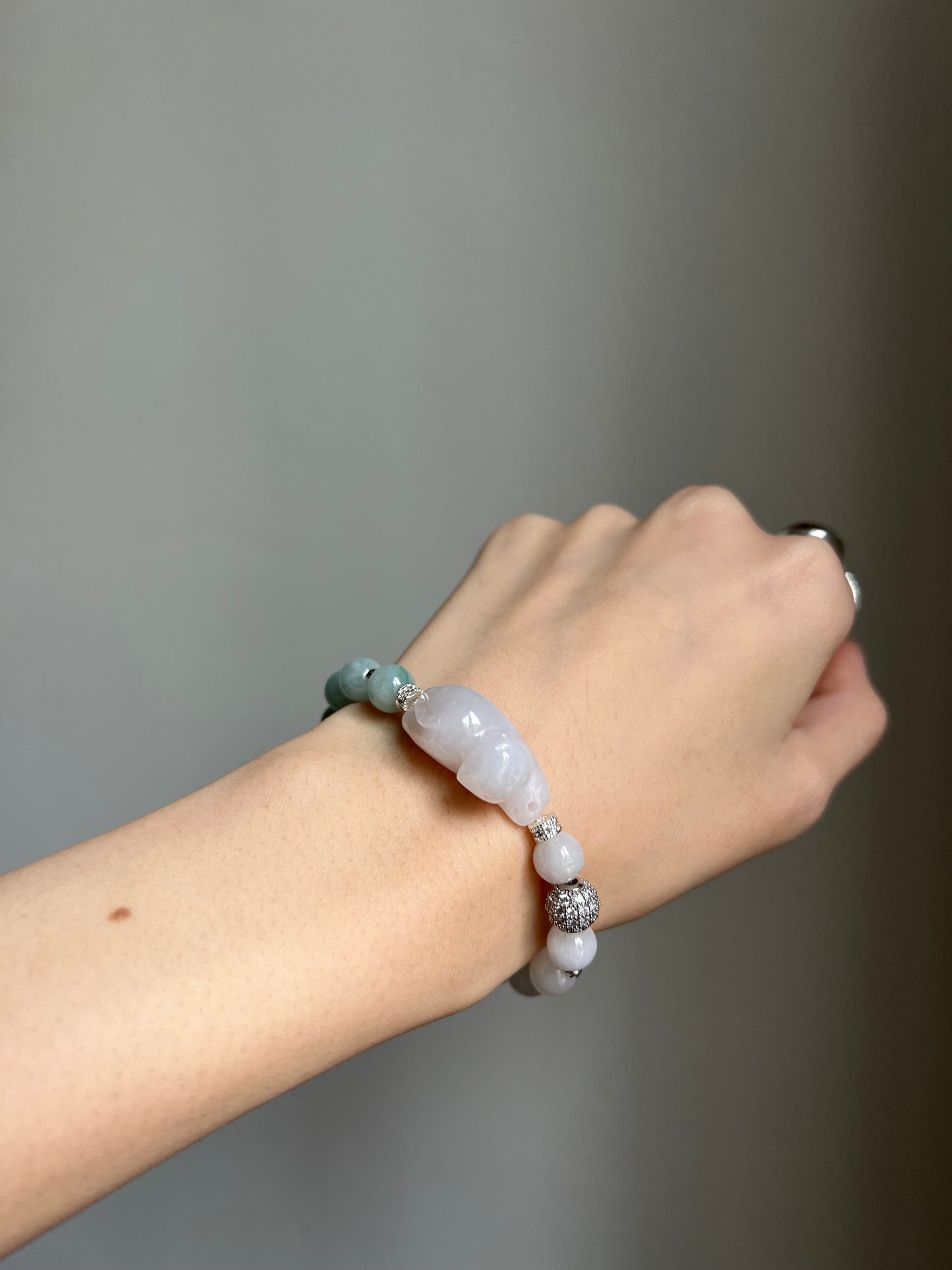 "playtime" white jadeite cat bracelet #08