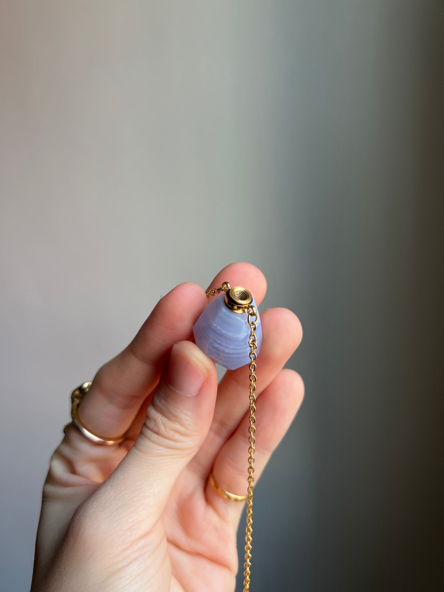 “peri winkle” blue lace agate perfume bottle necklace