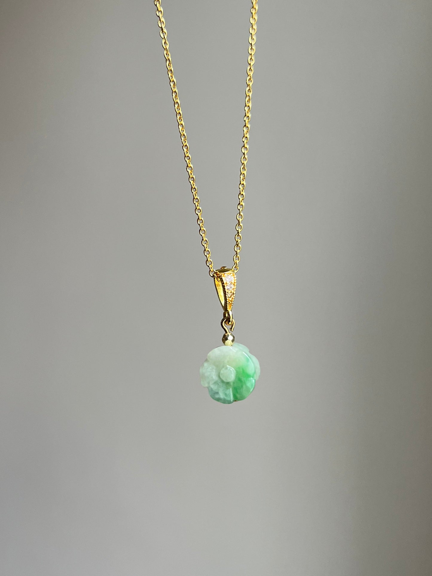 "on my mind" jadeite flower necklace
