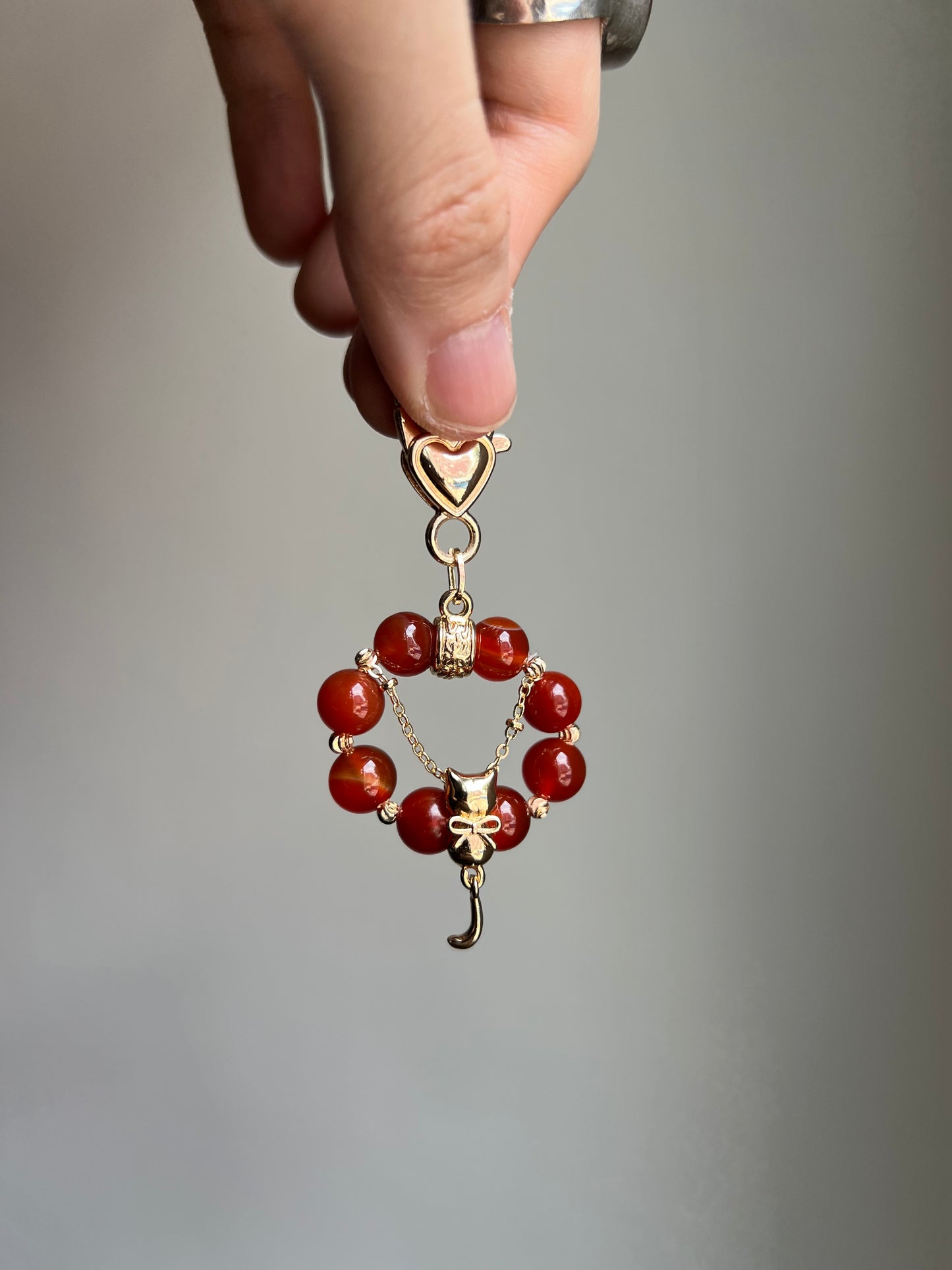 “on cloud 8” cat bag charm (assorted)