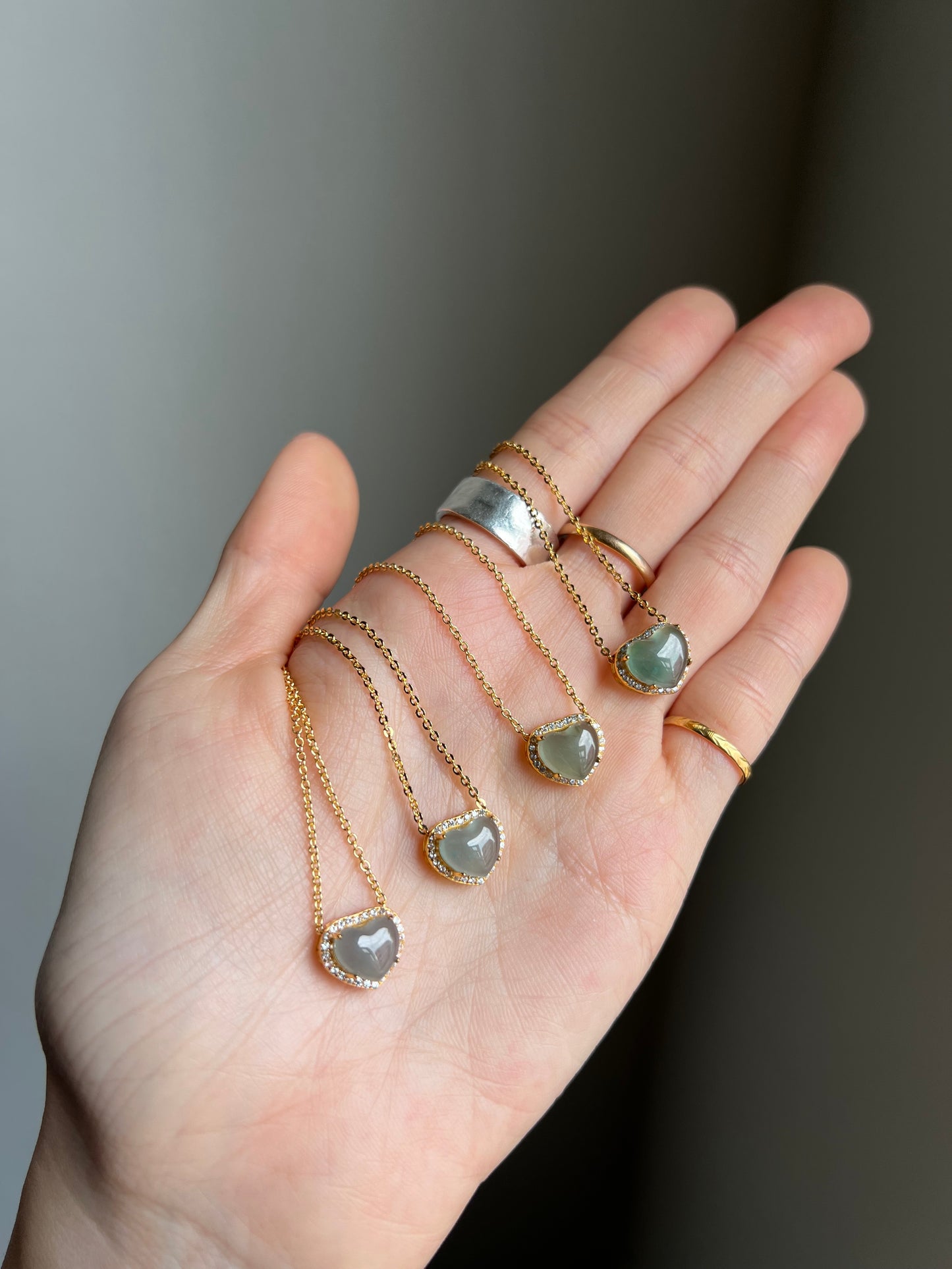 "amore" blue water jadeite mini heart necklace