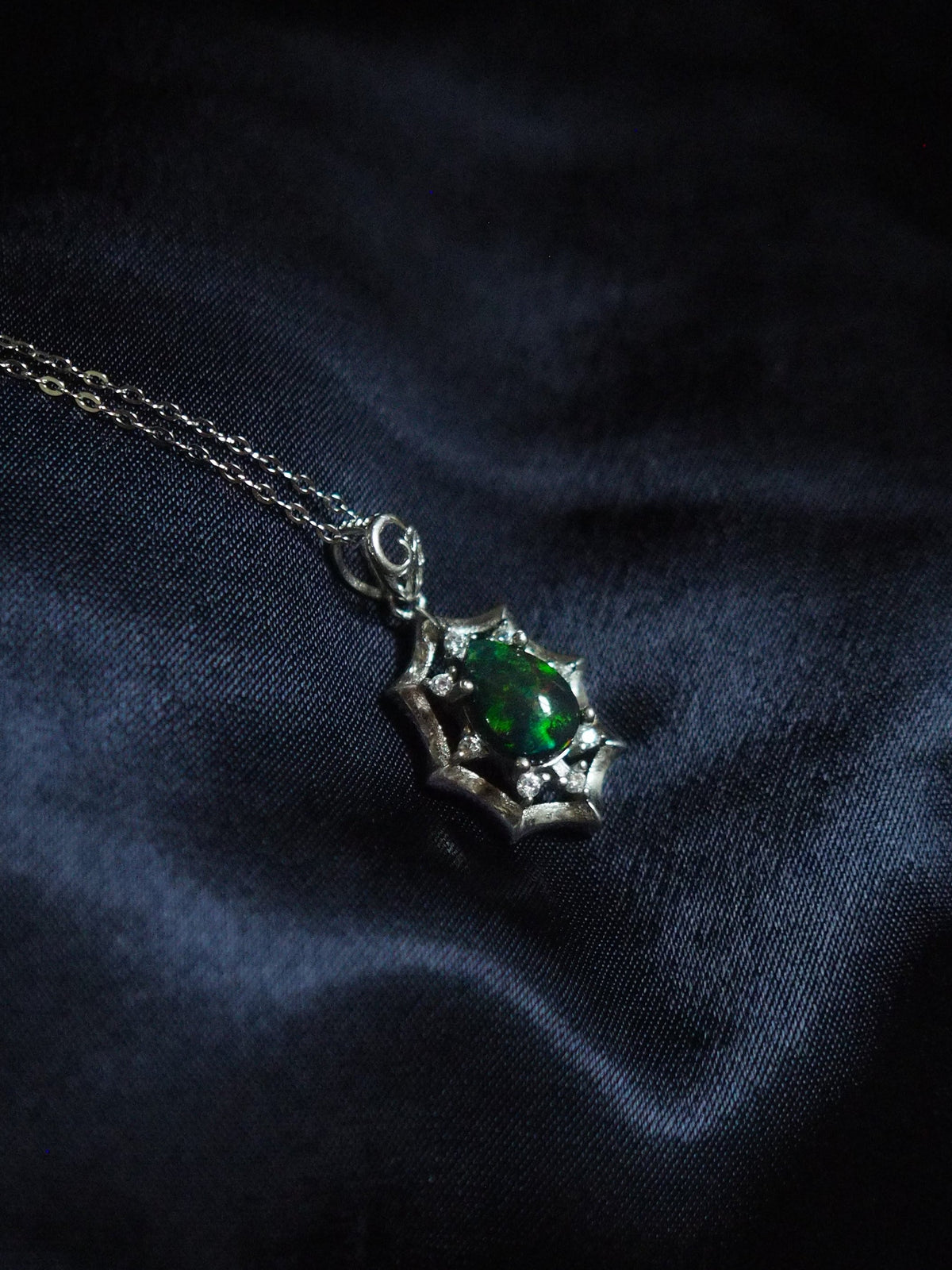 ARCANA #03 - Pear Black Opal Necklace
