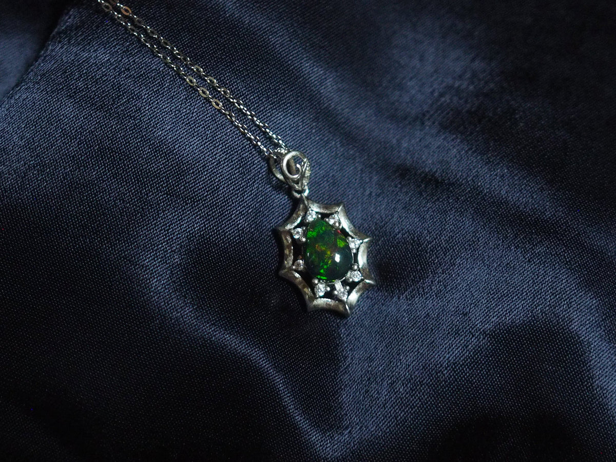 ARCANA #03 - Pear Black Opal Necklace