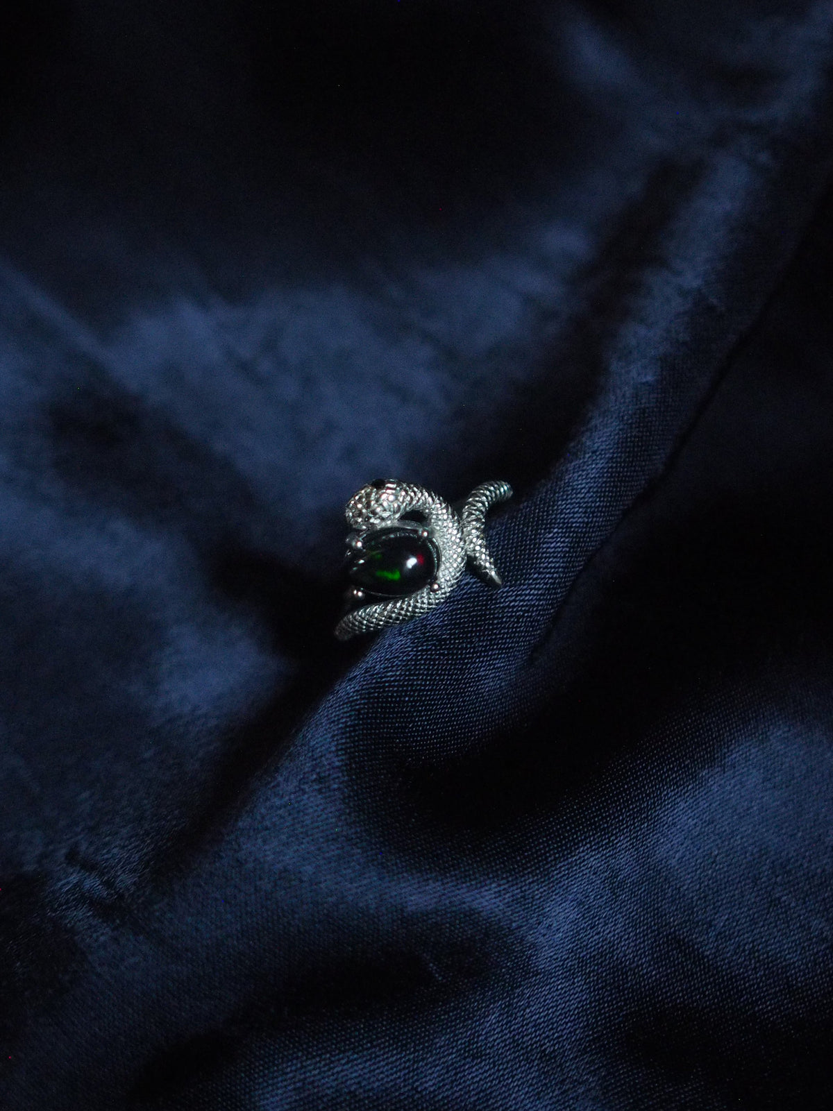 SERPENTINA #03 - Pear Black Opal Ring