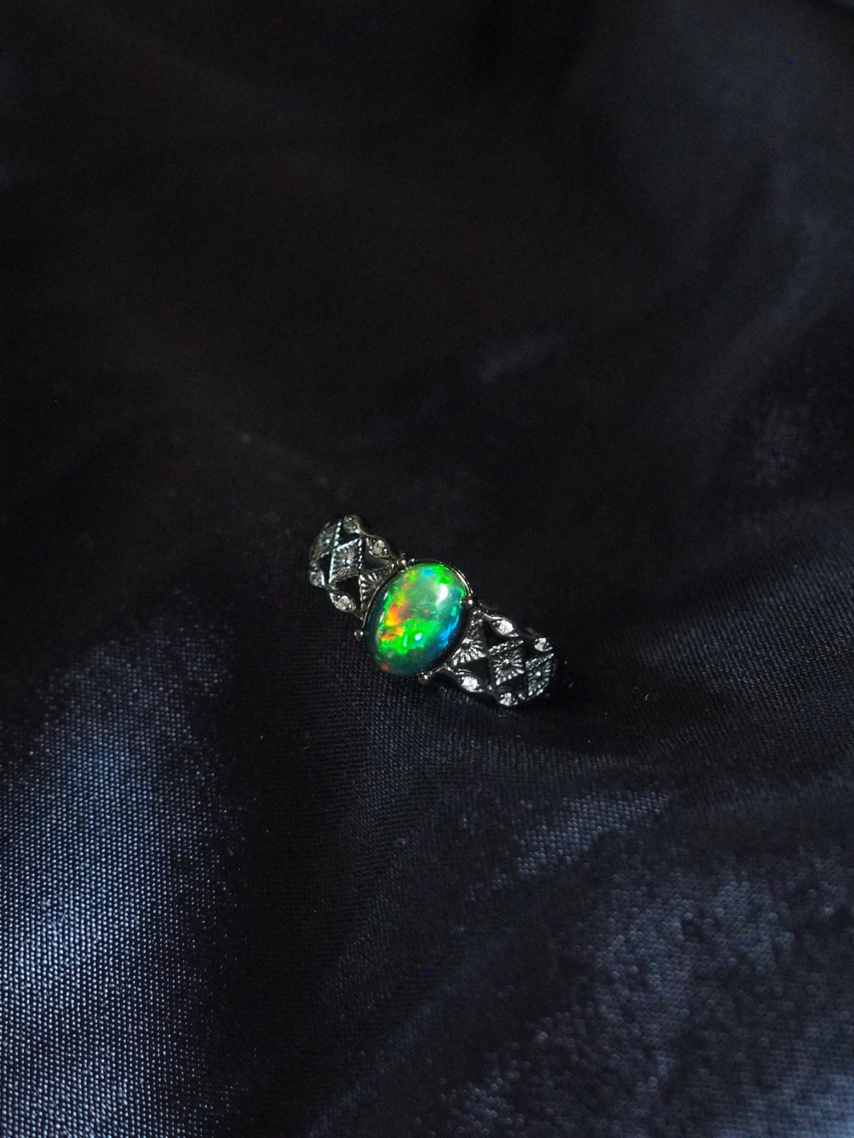 TENEBRA #02 - Oval Black Opal Ring