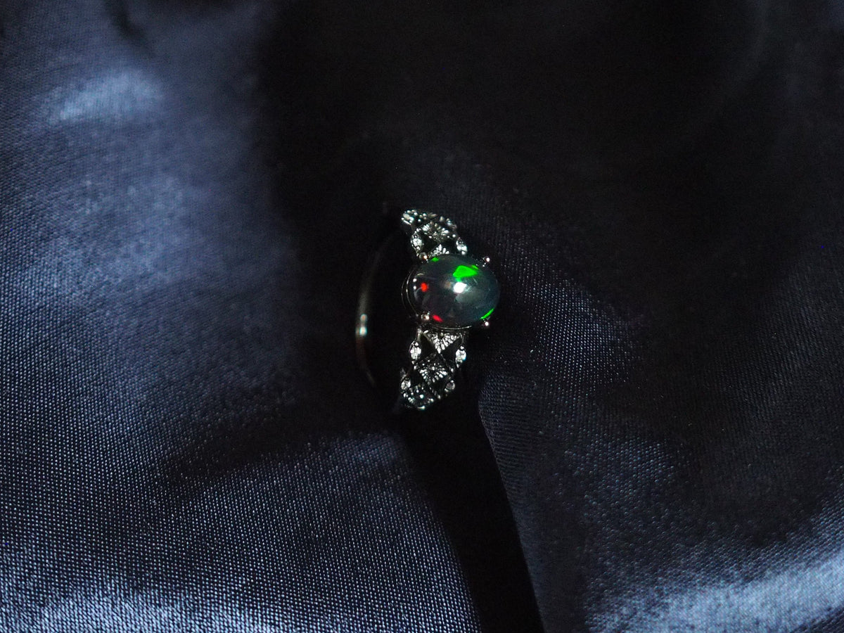 TENEBRA #04 - Oval Black Opal Ring