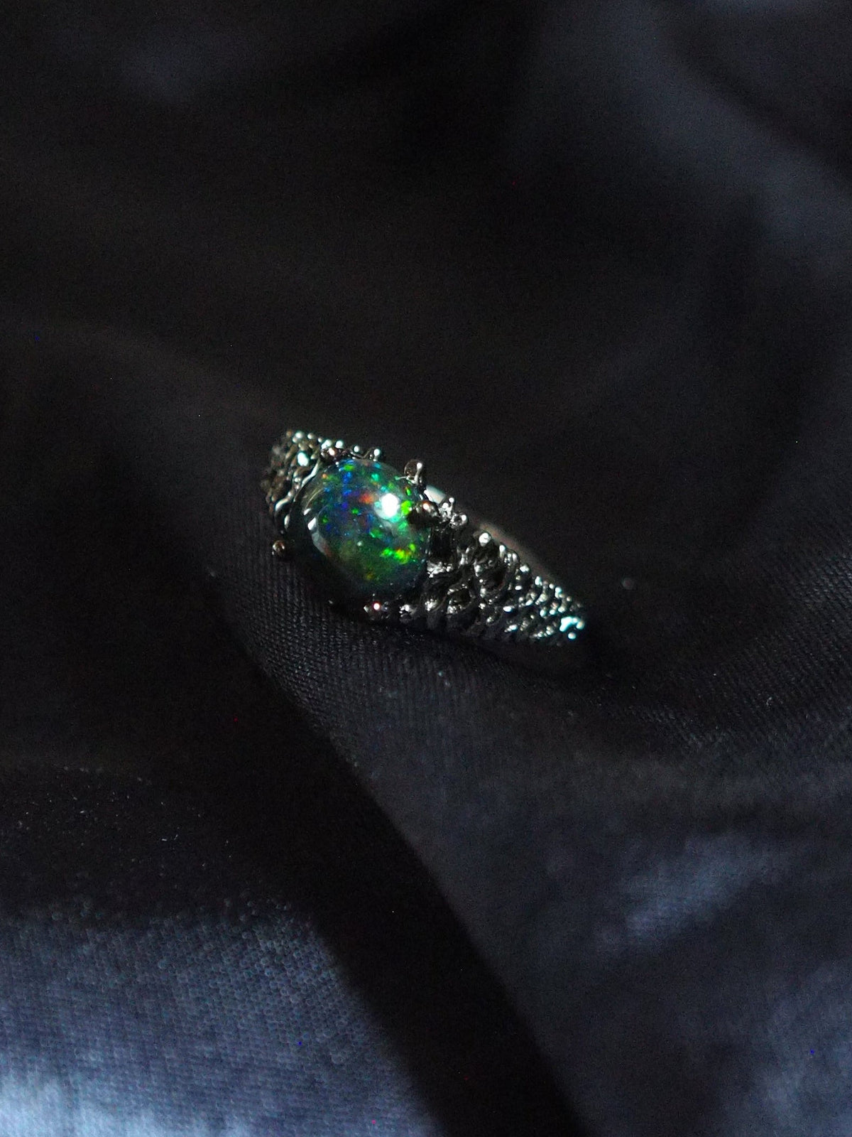 UMBRA #01 - Round Black Opal Ring