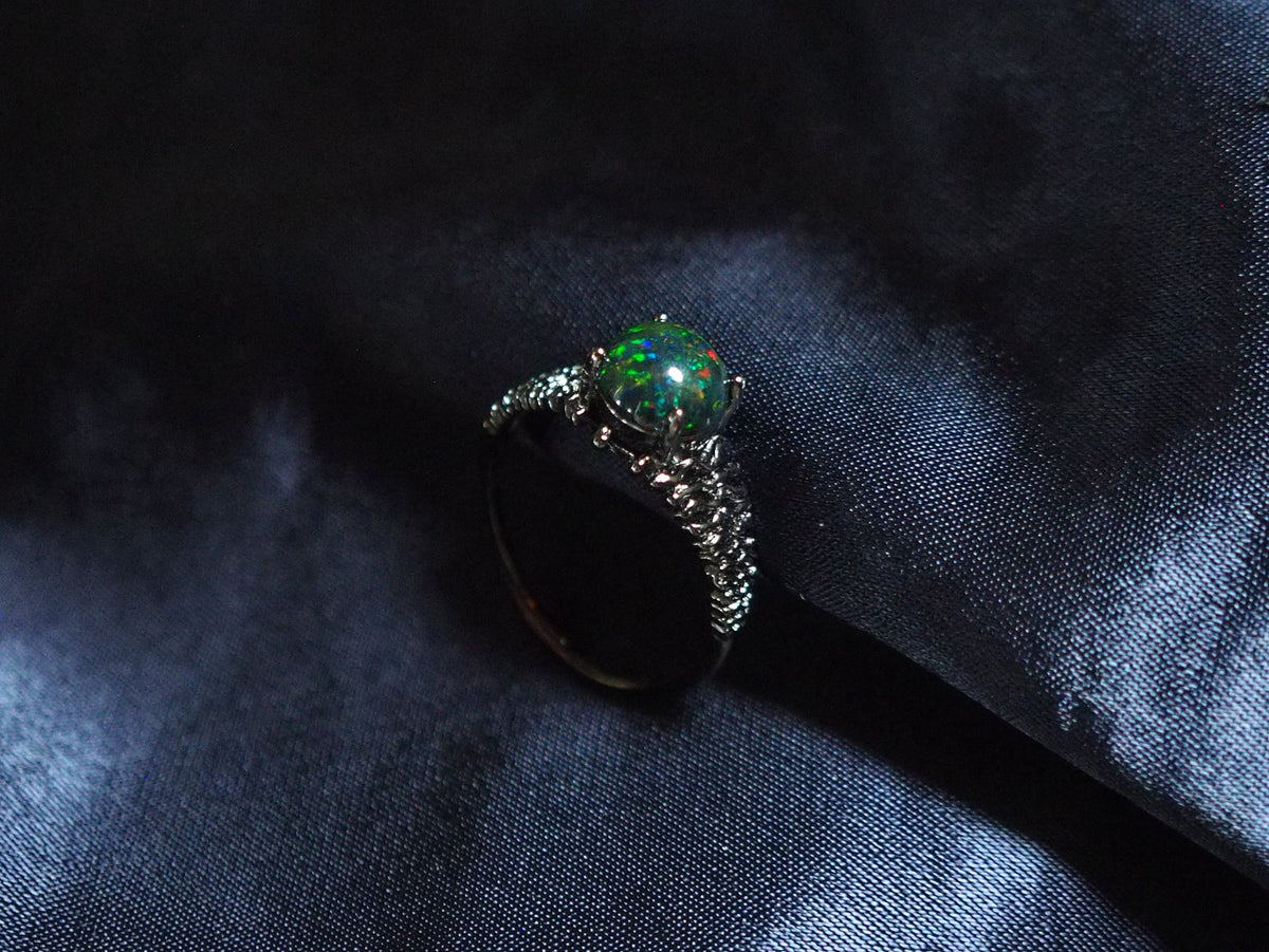 UMBRA #01 - Round Black Opal Ring