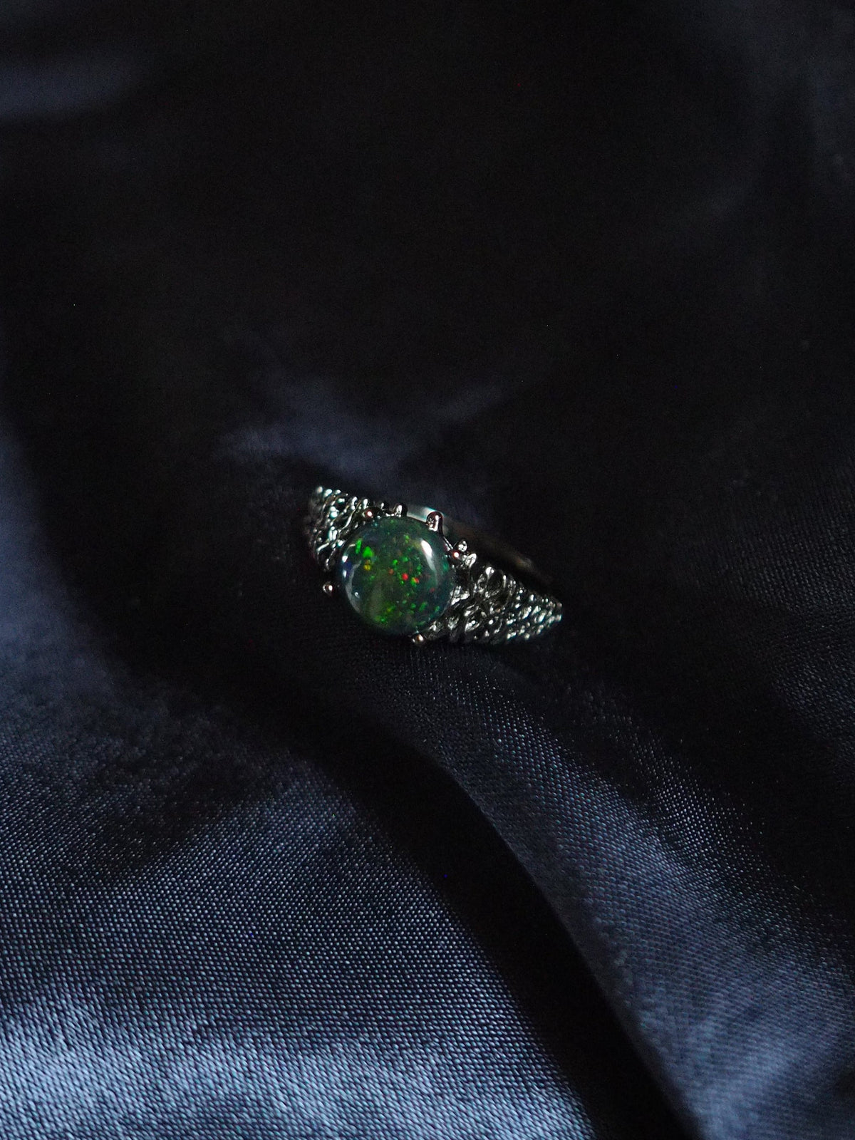 UMBRA #02 - Round Black Opal Ring